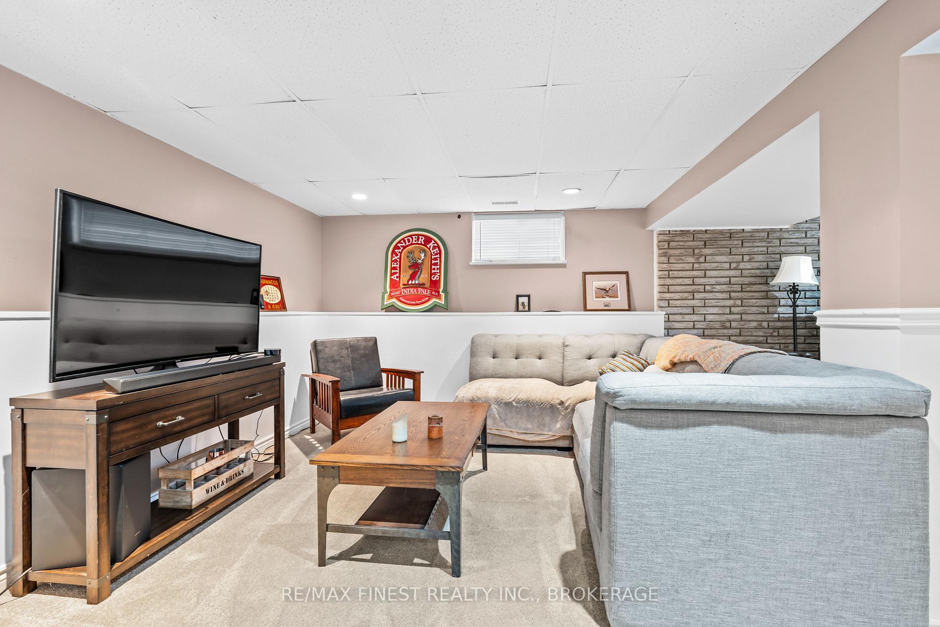 Photo 19 of 1331 Waverley Crescent, Kingston, South of Taylor-Kidd Blvd — HOMEH