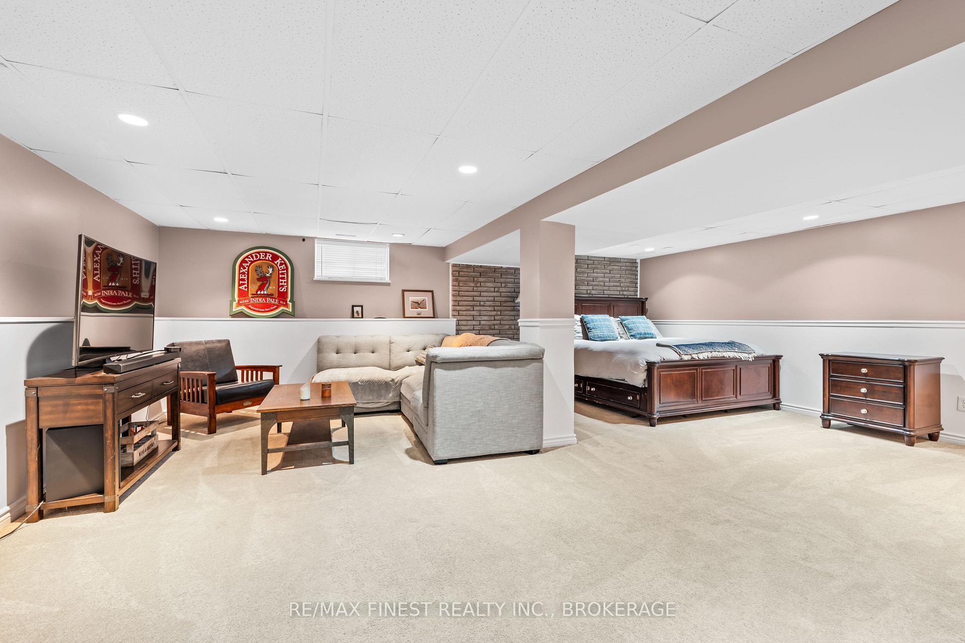 Photo 24 of 1331 Waverley Crescent, Kingston, South of Taylor-Kidd Blvd — HOMEH