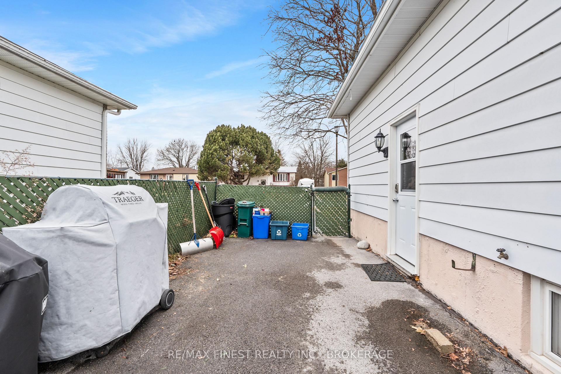 Photo 27 of 1331 Waverley Crescent, Kingston, South of Taylor-Kidd Blvd — HOMEH