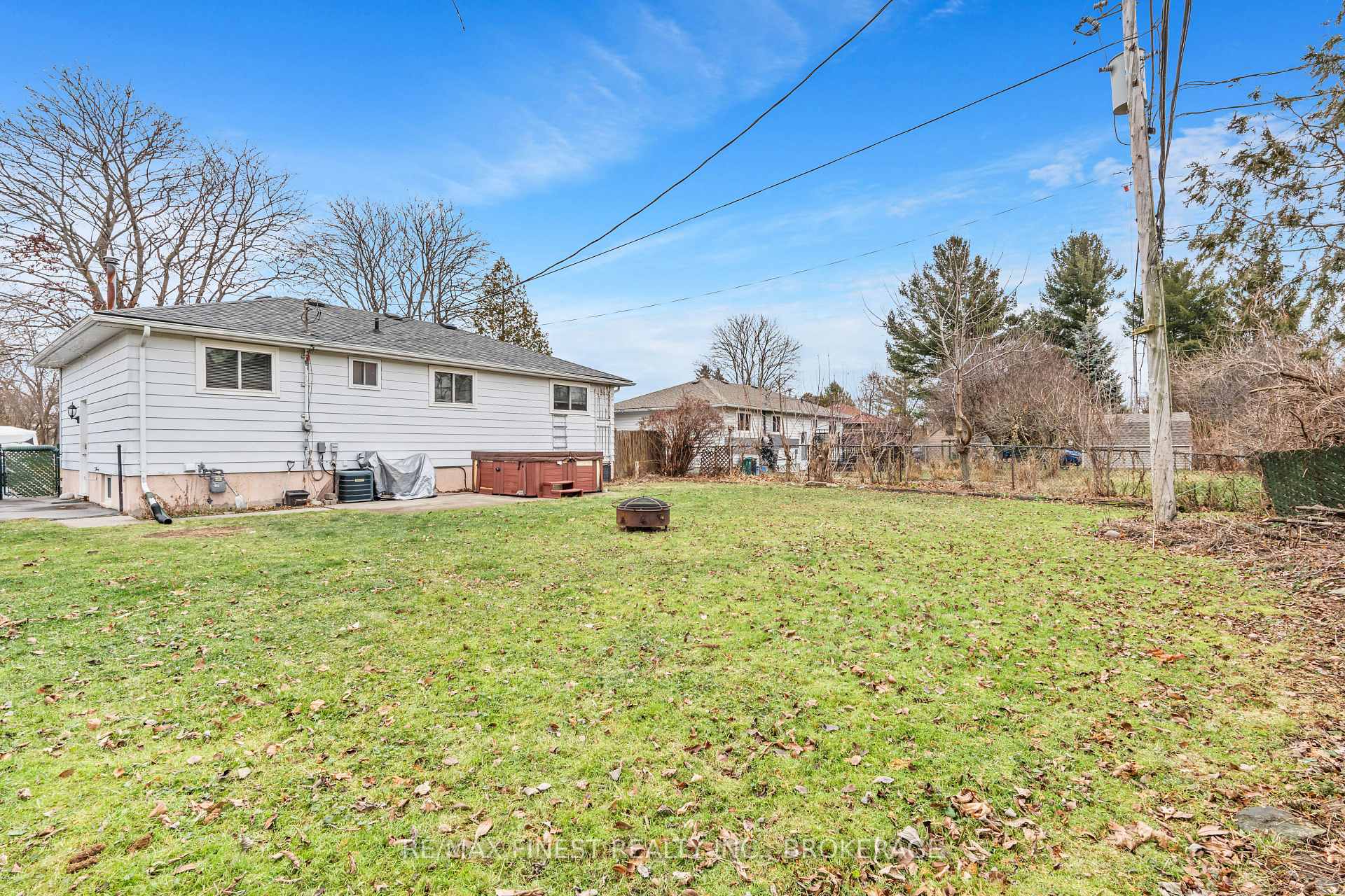 Photo 30 of 1331 Waverley Crescent, Kingston, South of Taylor-Kidd Blvd — HOMEH