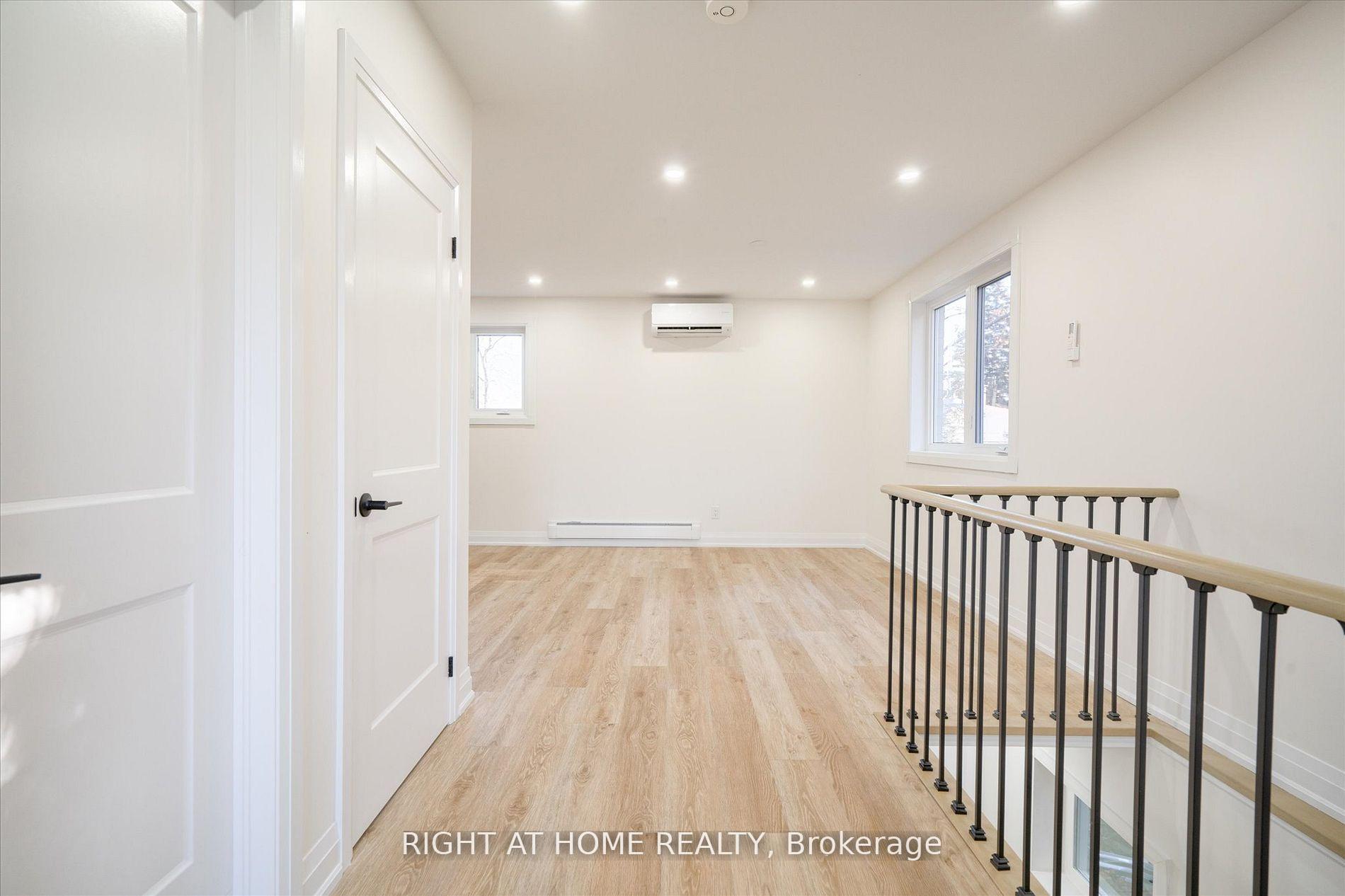 Photo 6 of 809 Helen Crescent, Pickering, Bay Ridges — HOMEH
