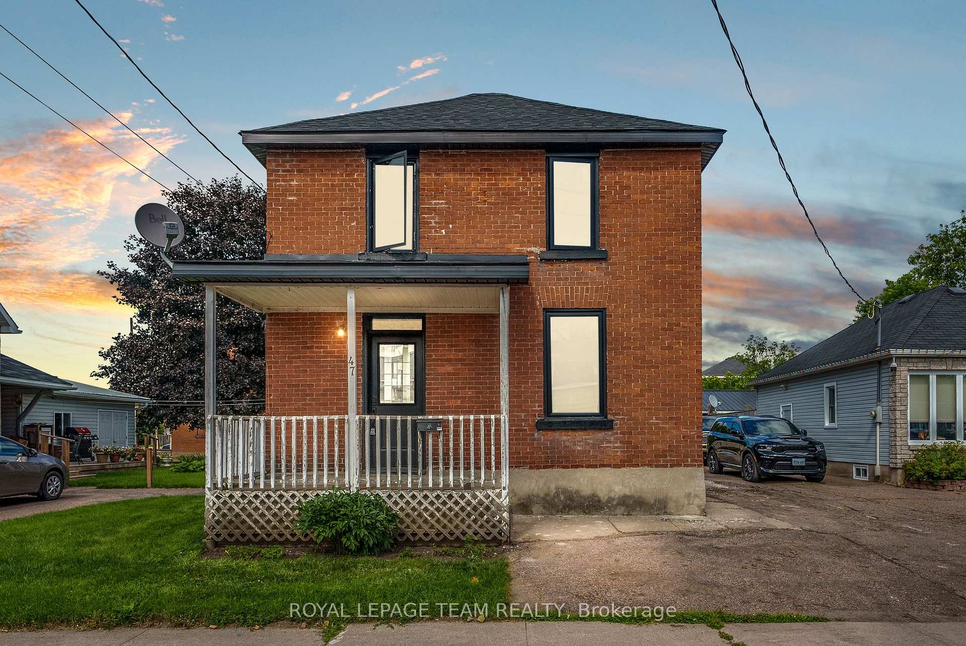 Front of 47 Bonnechere Street N