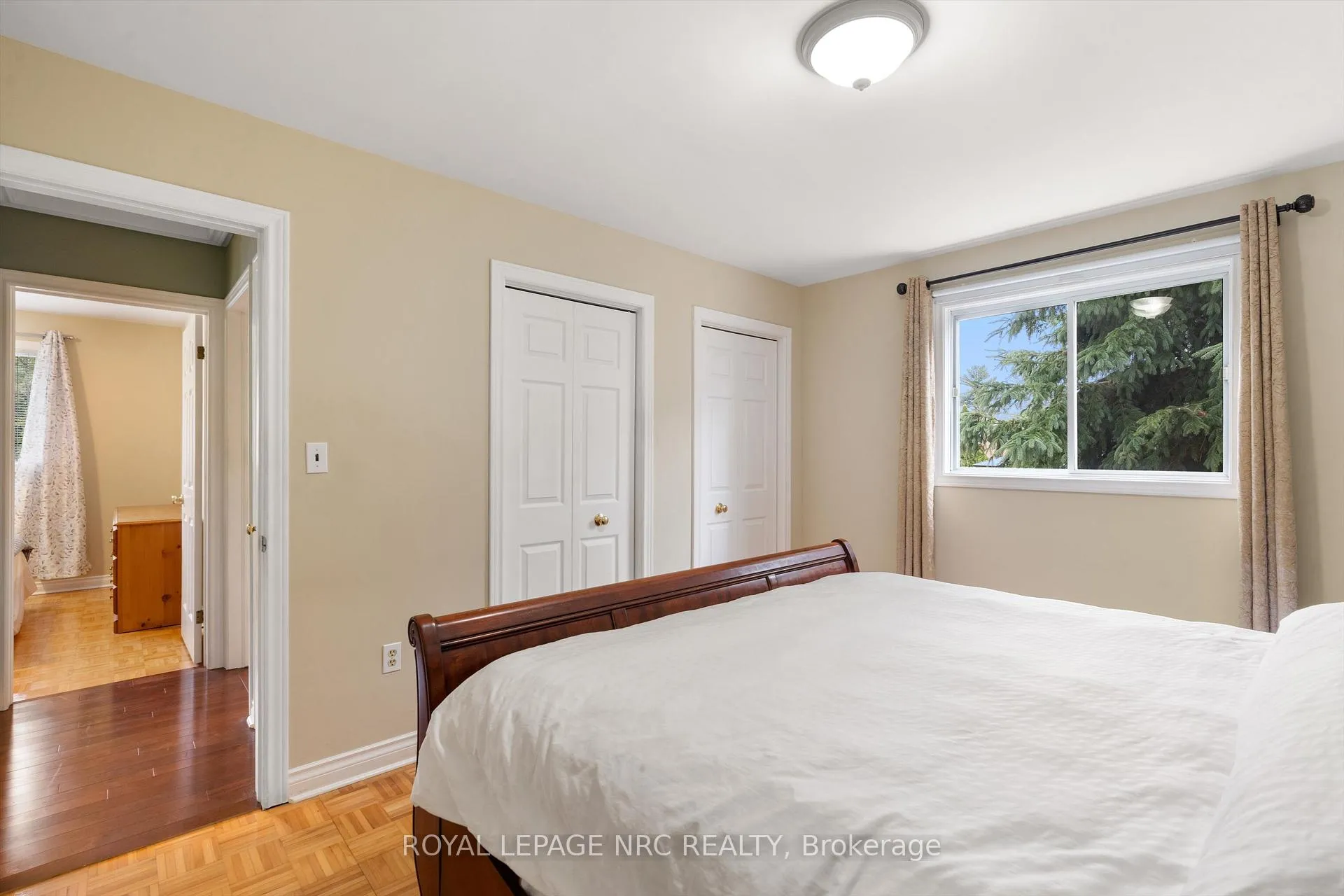 Photo 22 of 8 Dunbar Crescent, St. Catharines, Grapeview — HOMEH