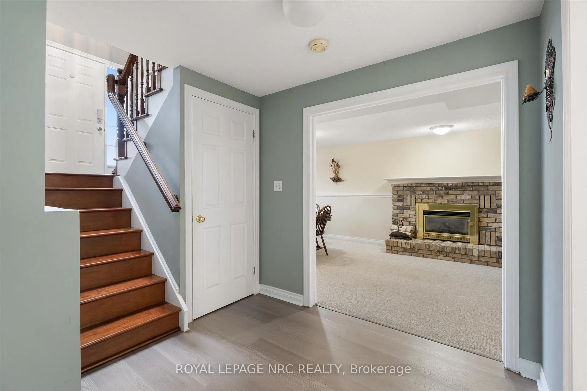 Photo 27 of 8 Dunbar Crescent, St. Catharines, Grapeview — HOMEH