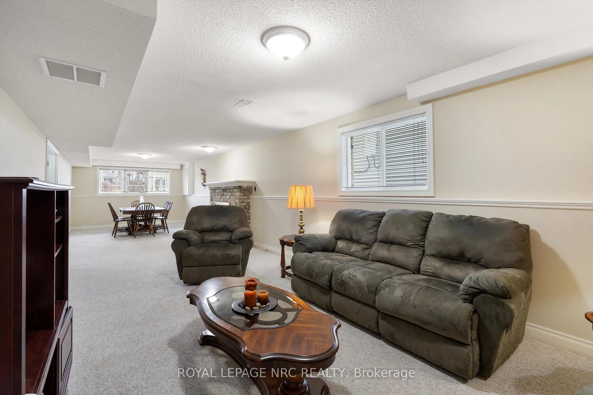 Photo 30 of 8 Dunbar Crescent, St. Catharines, Grapeview — HOMEH