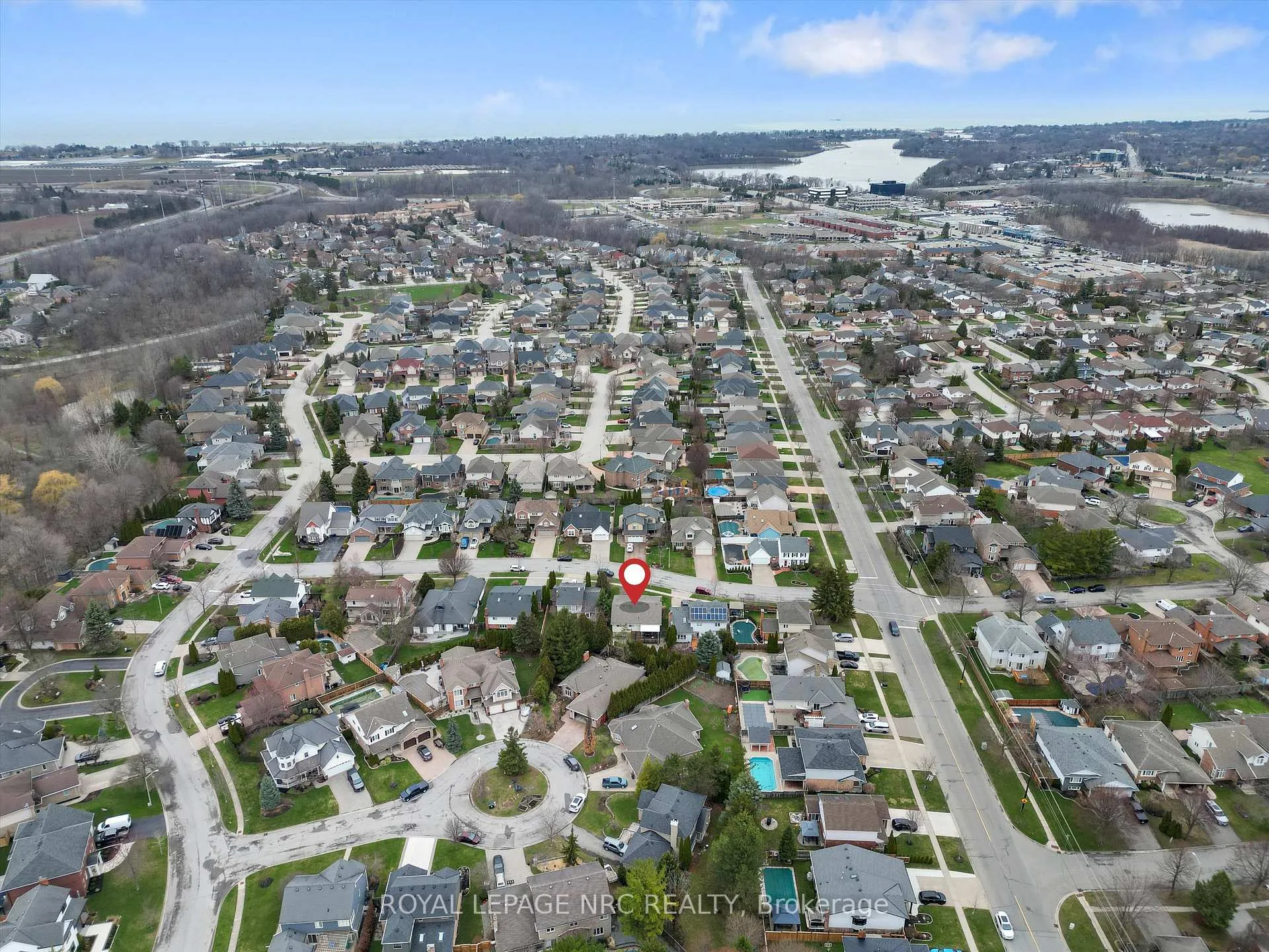 Photo 47 of 8 Dunbar Crescent, St. Catharines, Grapeview — HOMEH
