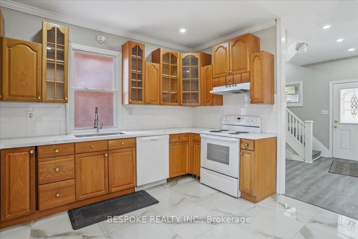 Photo 13 of 201 Clarke Street, Oshawa, Central — HOMEH