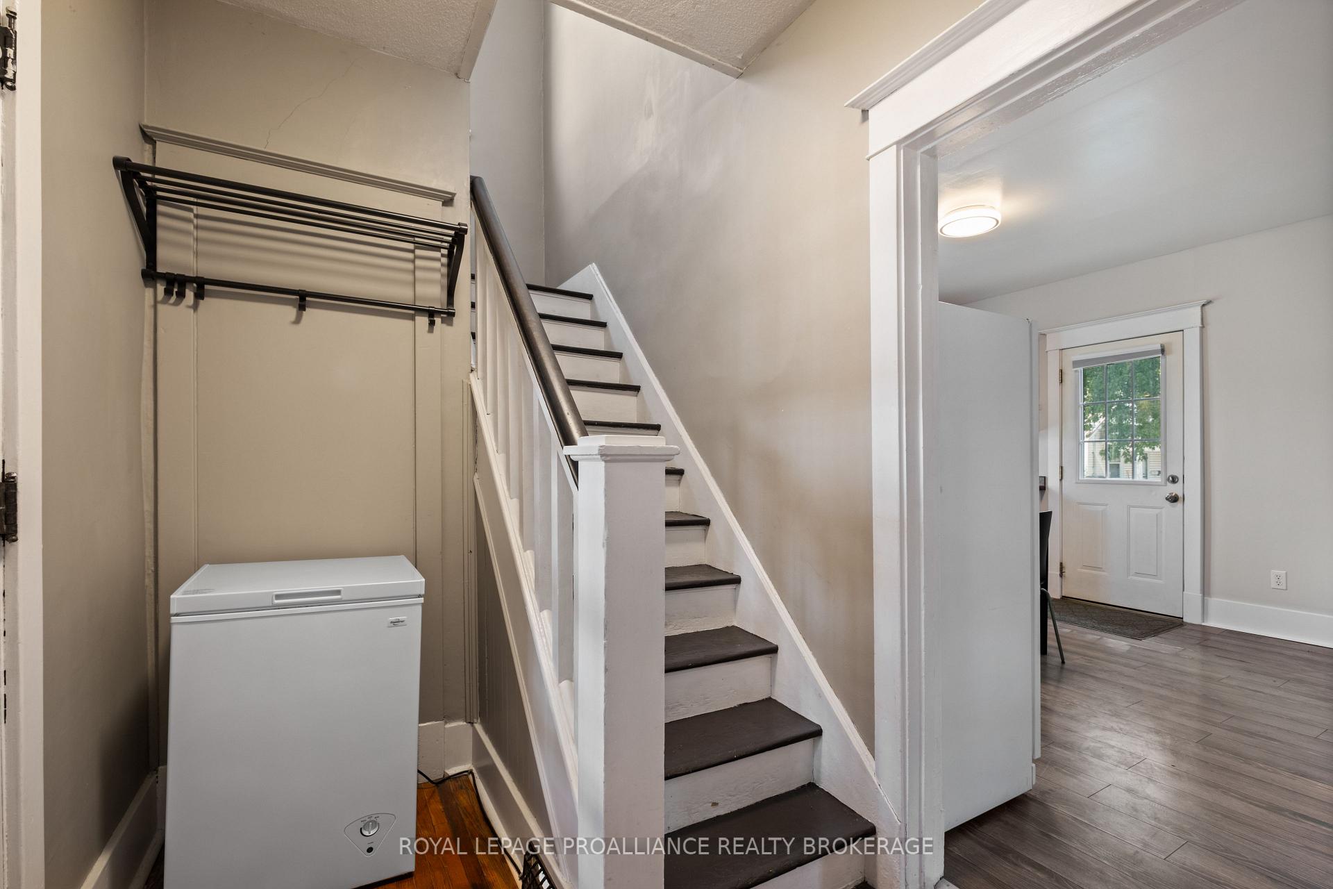 Photo 16 of 300 Division Street, Kingston, East of Sir John A. Blvd — HOMEH