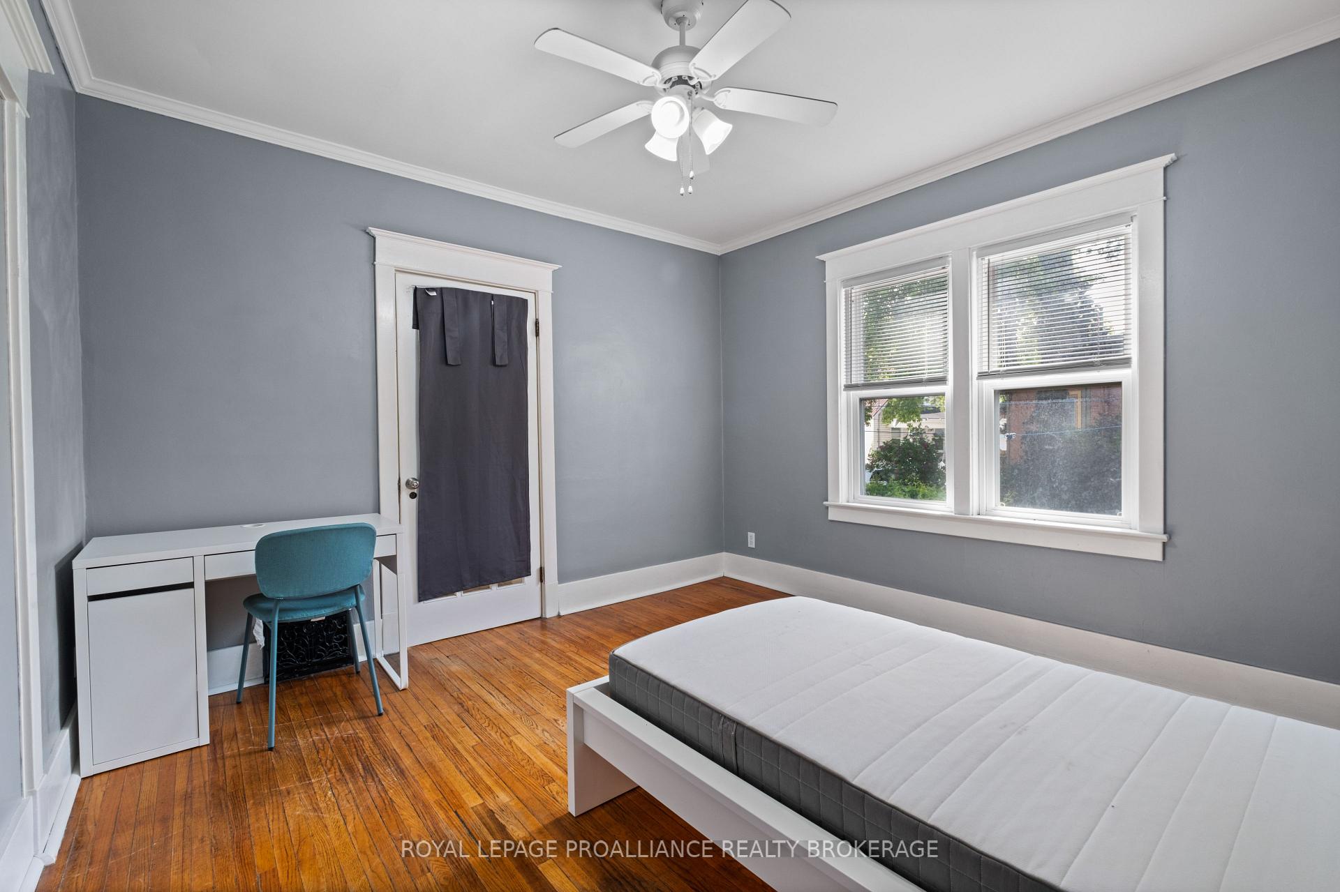 Photo 23 of 300 Division Street, Kingston, East of Sir John A. Blvd — HOMEH