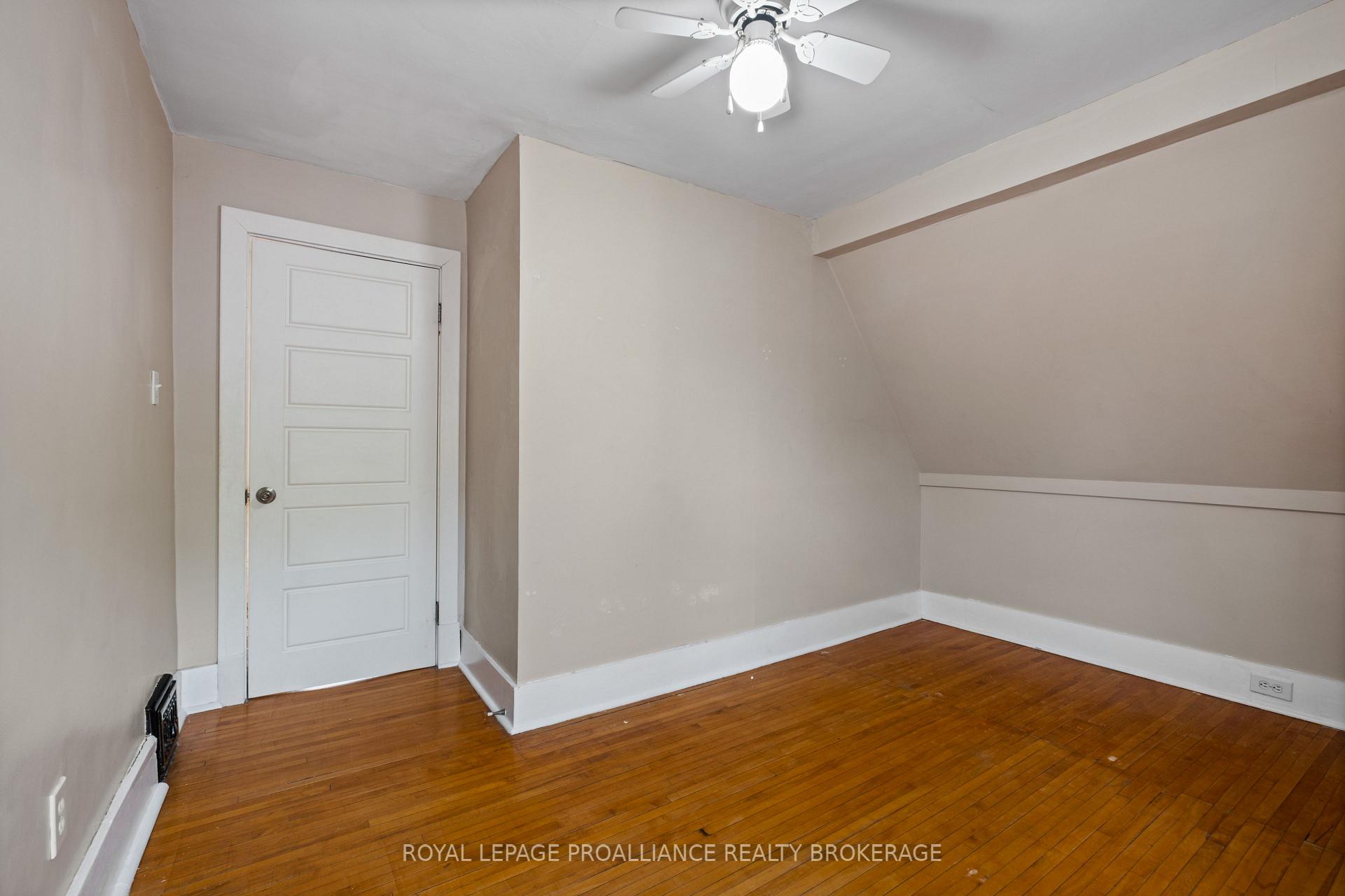 Photo 32 of 300 Division Street, Kingston, East of Sir John A. Blvd — HOMEH