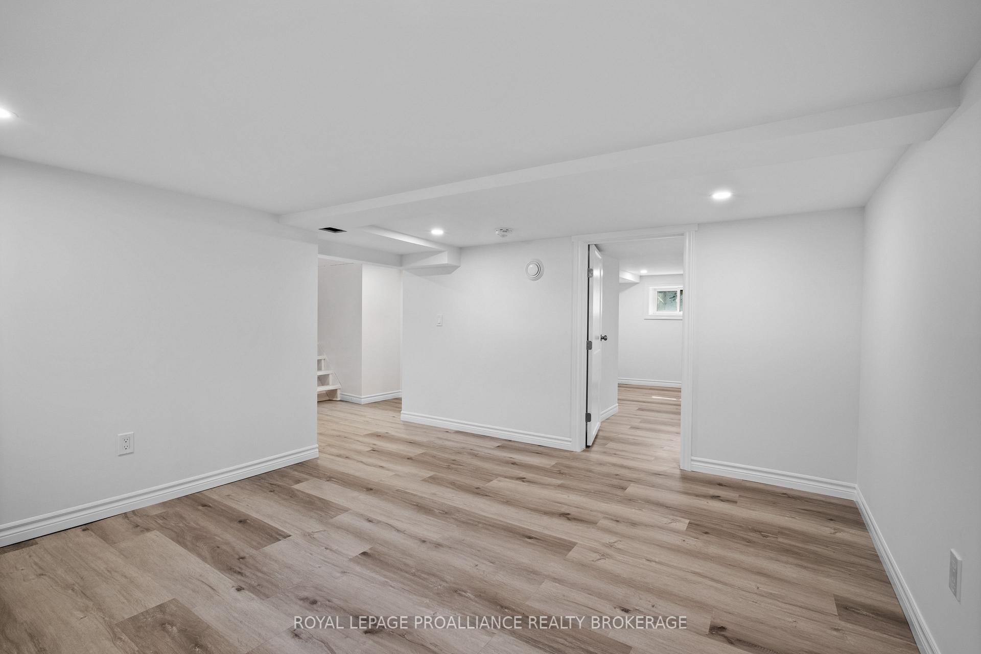 Photo 38 of 300 Division Street, Kingston, East of Sir John A. Blvd — HOMEH