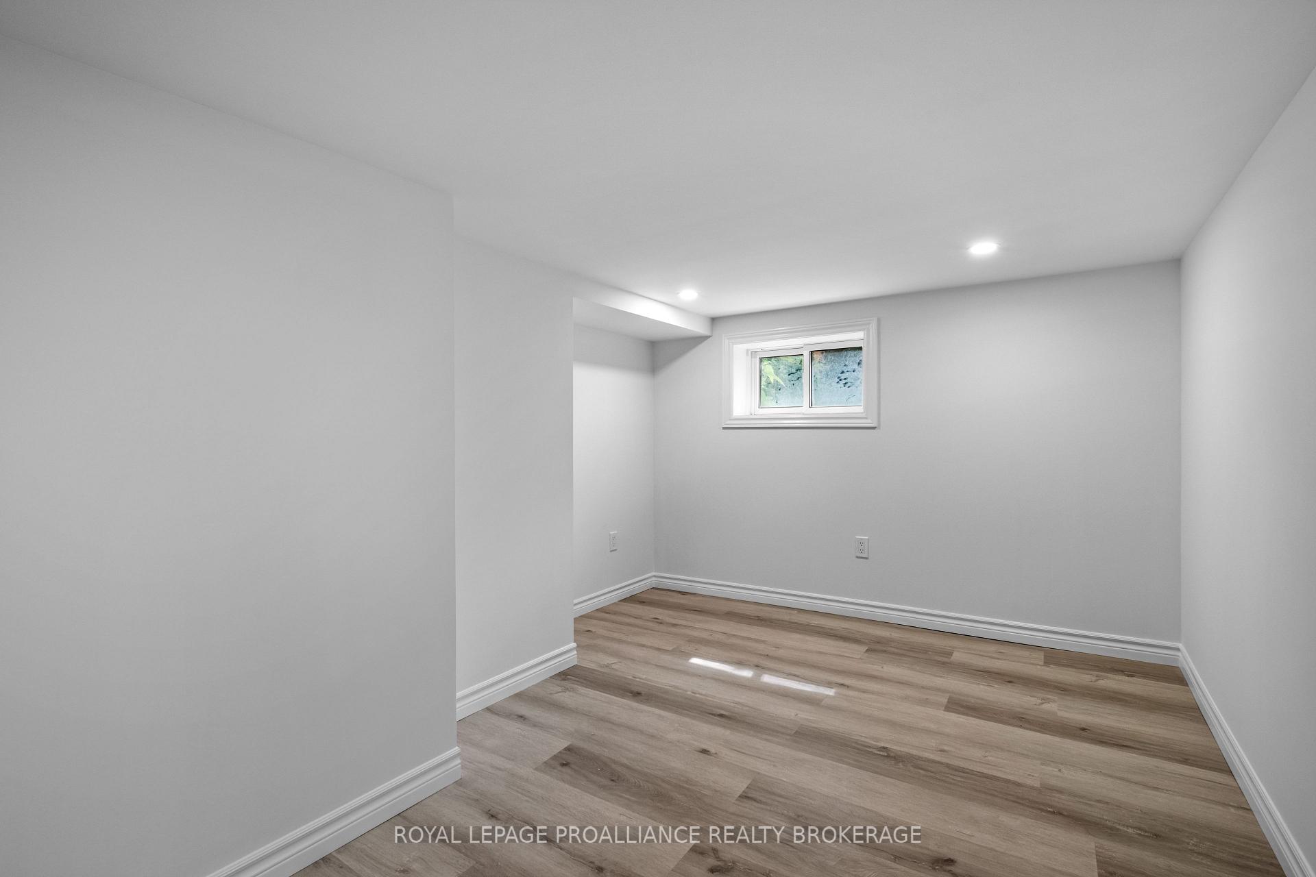 Photo 39 of 300 Division Street, Kingston, East of Sir John A. Blvd — HOMEH
