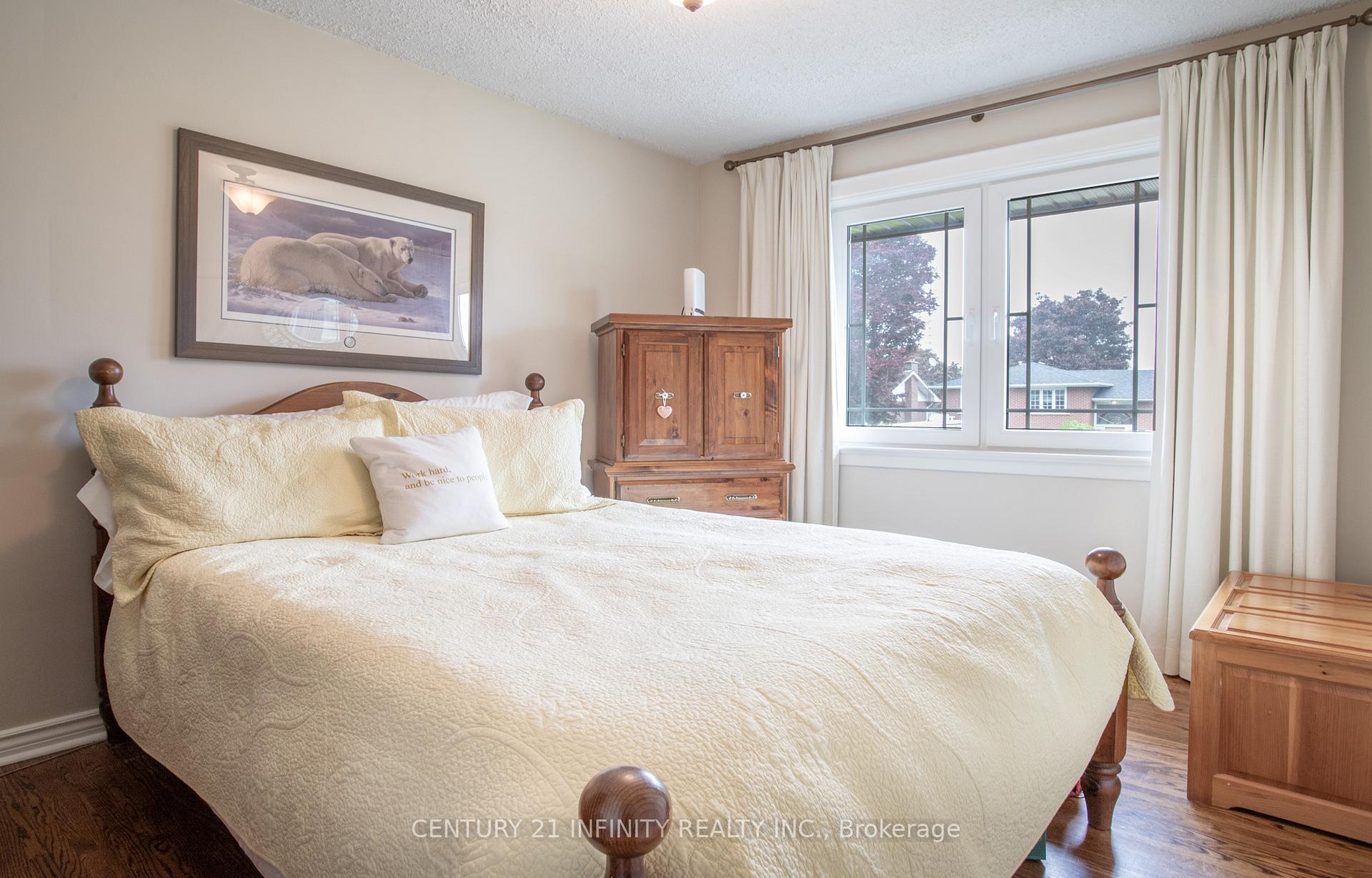 Photo 22 of 730 Gibbons Street, Oshawa, Northglen — HOMEH