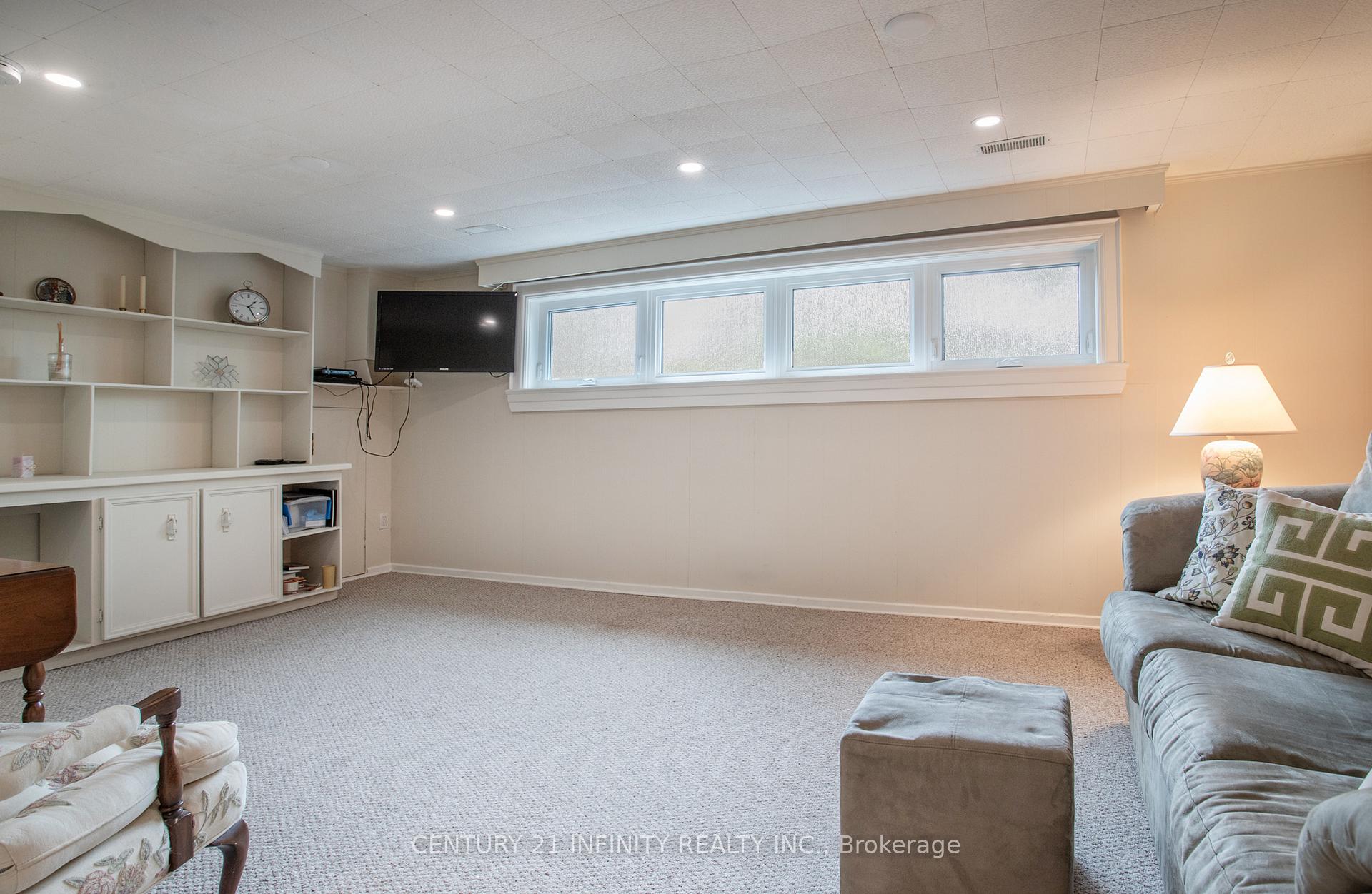 Photo 27 of 730 Gibbons Street, Oshawa, Northglen — HOMEH