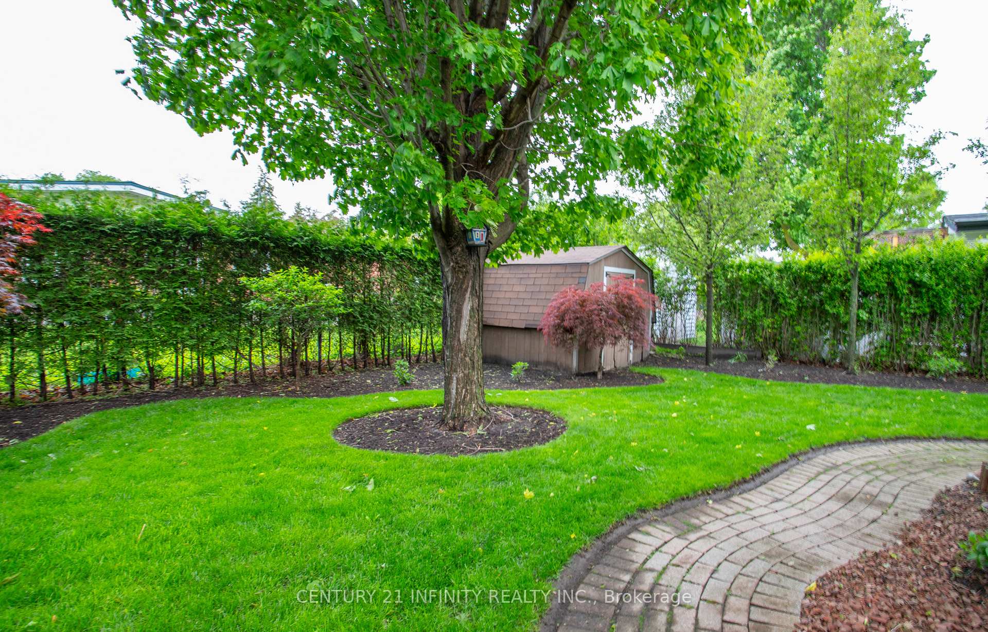 Photo 32 of 730 Gibbons Street, Oshawa, Northglen — HOMEH