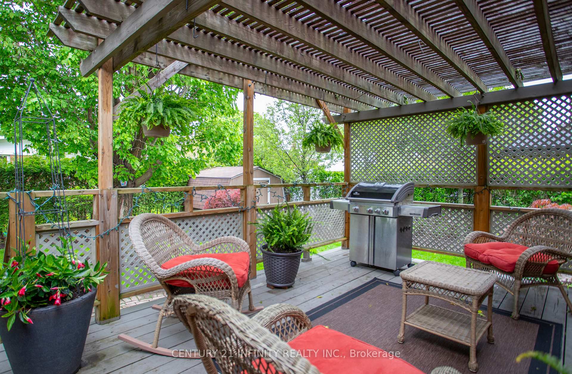 Photo 35 of 730 Gibbons Street, Oshawa, Northglen — HOMEH