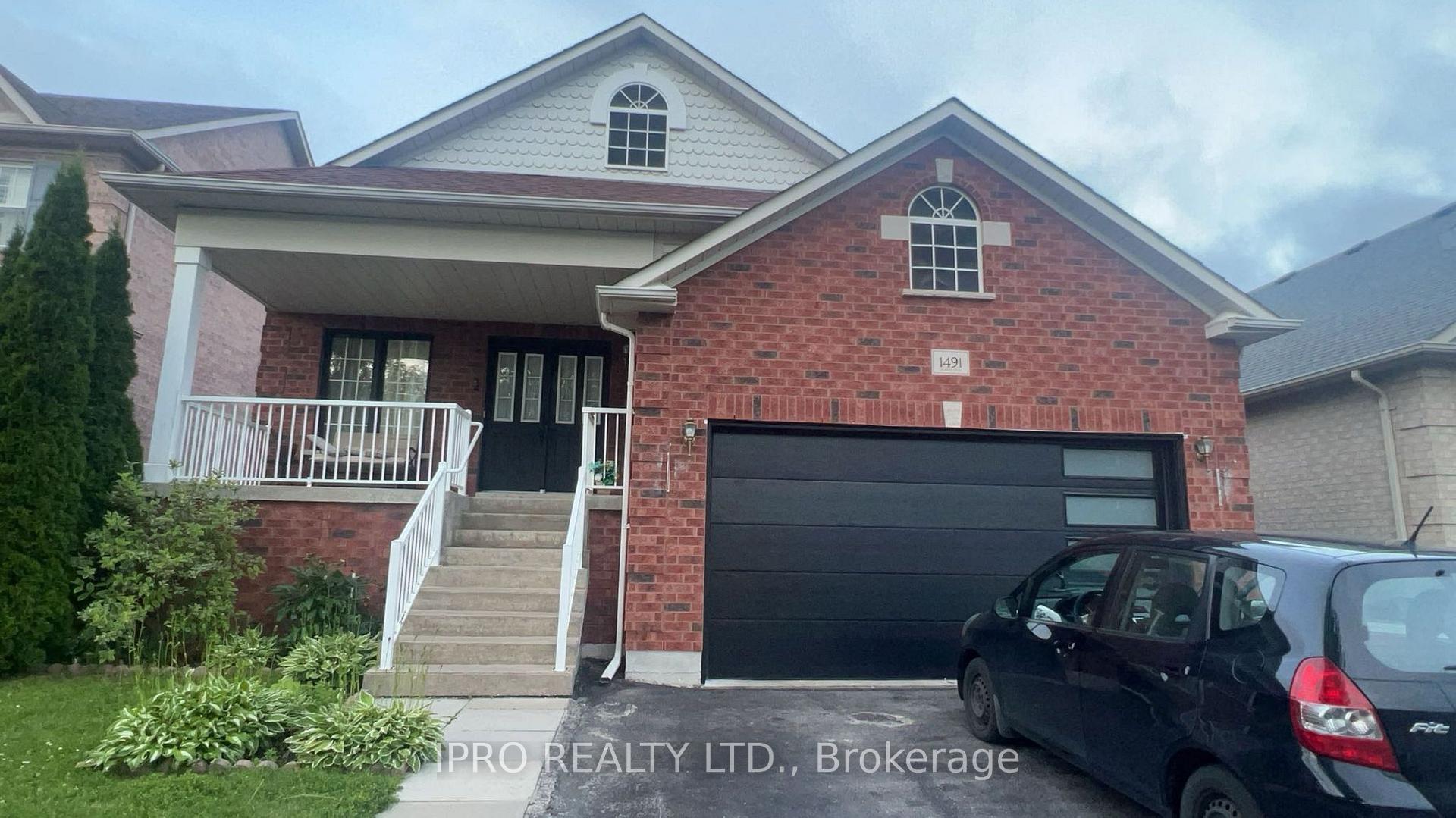 Photo 1 of 1491 Clearbrook Drive, Oshawa, Taunton — HOMEH