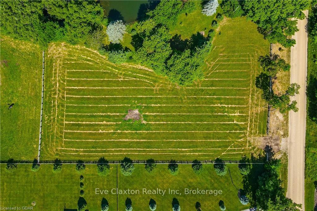 Photo 5 of 4610 Concession 11 Road, Puslinch, Rural Puslinch East — HOMEH
