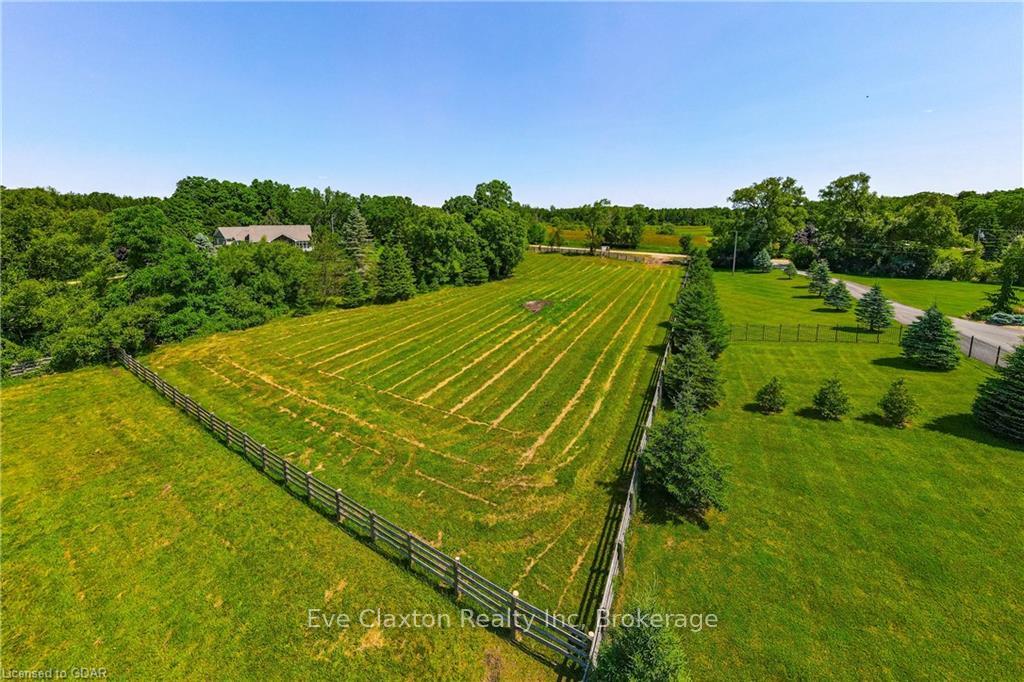 Photo 11 of 4610 Concession 11 Road, Puslinch, Rural Puslinch East — HOMEH