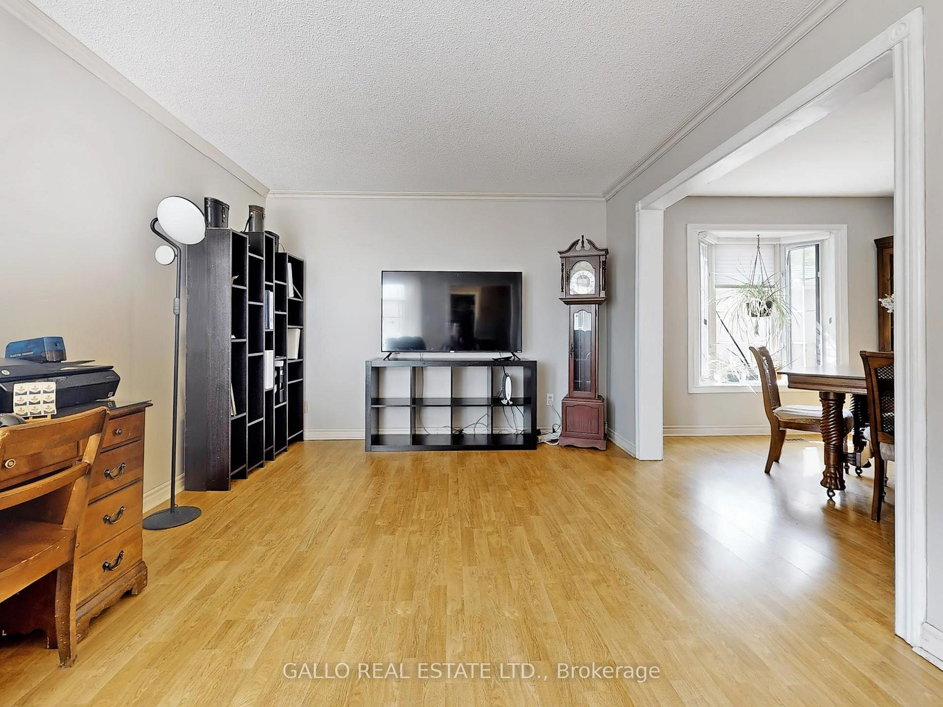 Photo 9 of 1083 Moorelands Crescent, Pickering, Rosebank — HOMEH