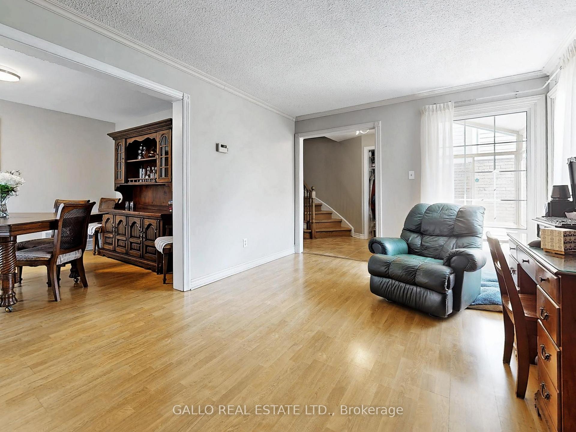 Photo 10 of 1083 Moorelands Crescent, Pickering, Rosebank — HOMEH
