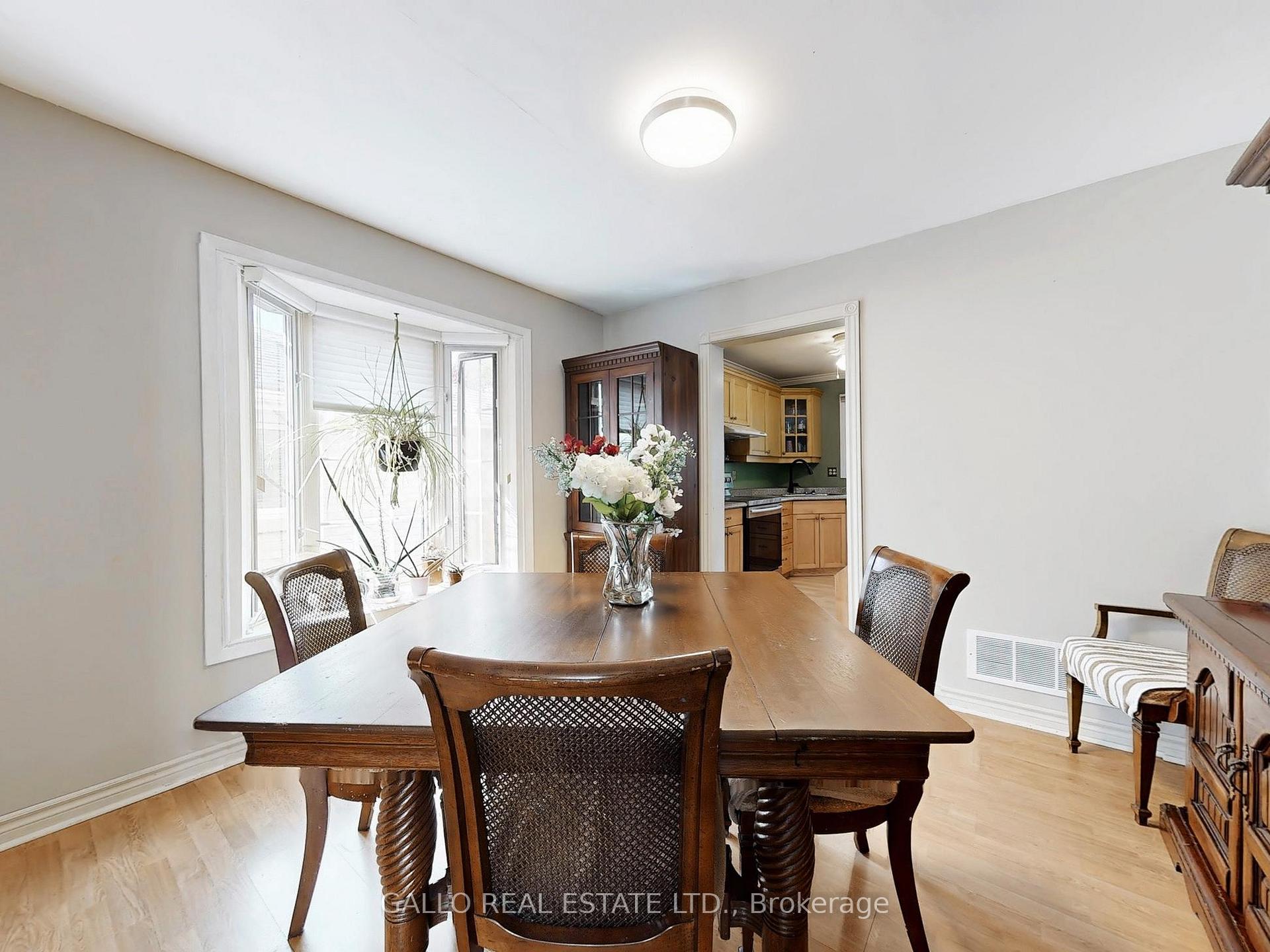 Photo 12 of 1083 Moorelands Crescent, Pickering, Rosebank — HOMEH