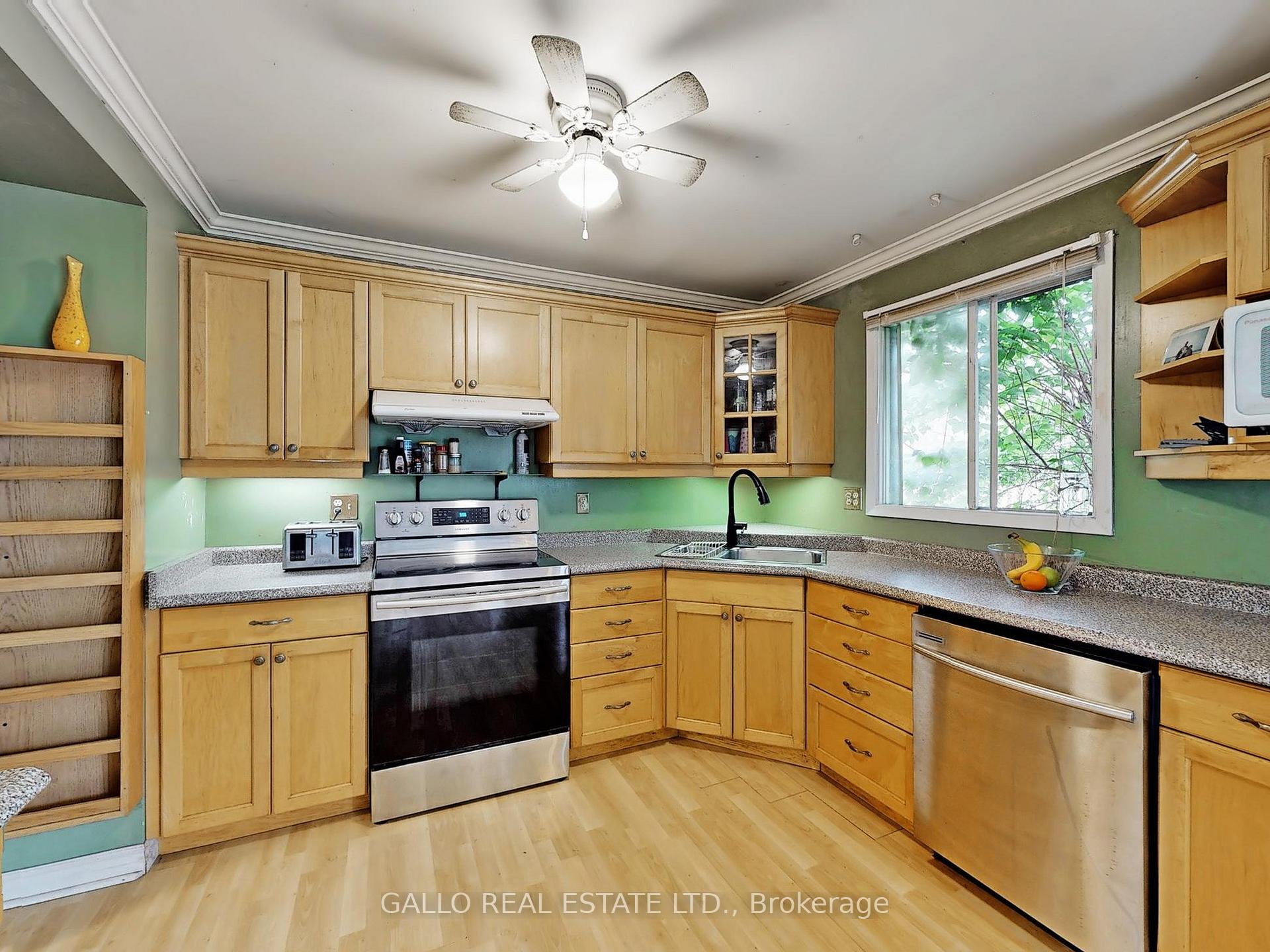 Photo 16 of 1083 Moorelands Crescent, Pickering, Rosebank — HOMEH