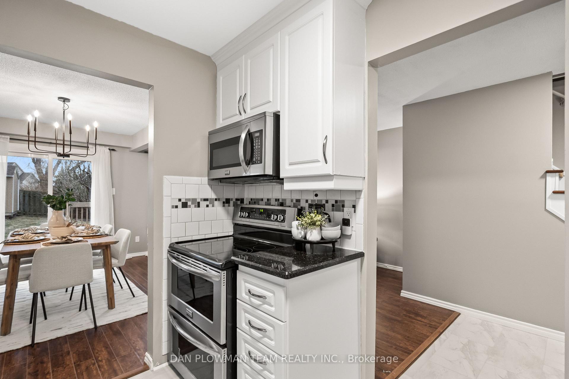 Photo 16 of 1235 Delmark Court, Oshawa, Donevan — HOMEH