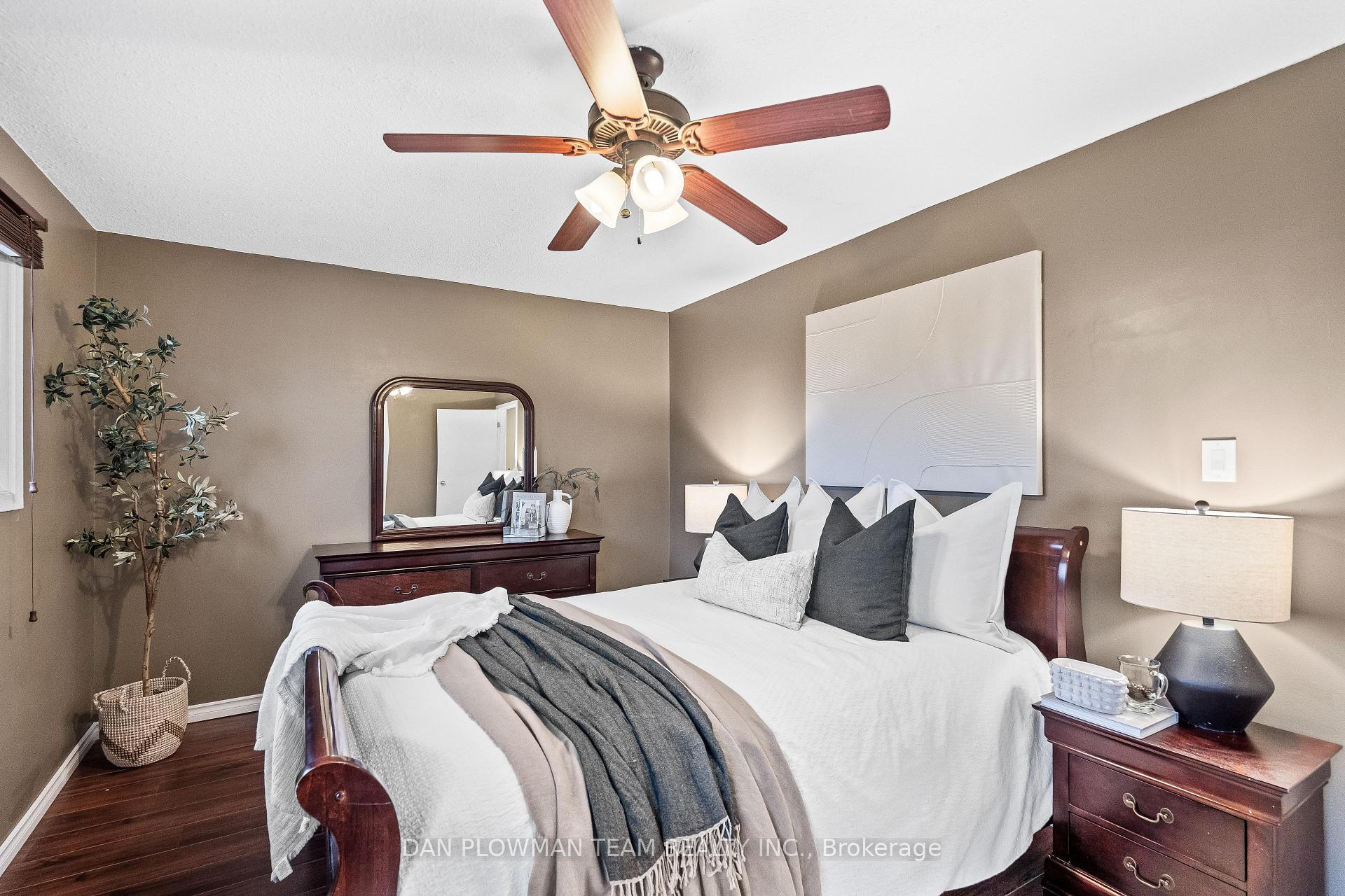 Photo 19 of 1235 Delmark Court, Oshawa, Donevan — HOMEH