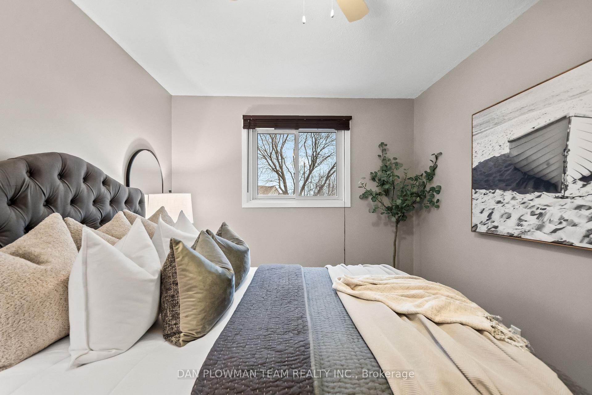 Photo 24 of 1235 Delmark Court, Oshawa, Donevan — HOMEH