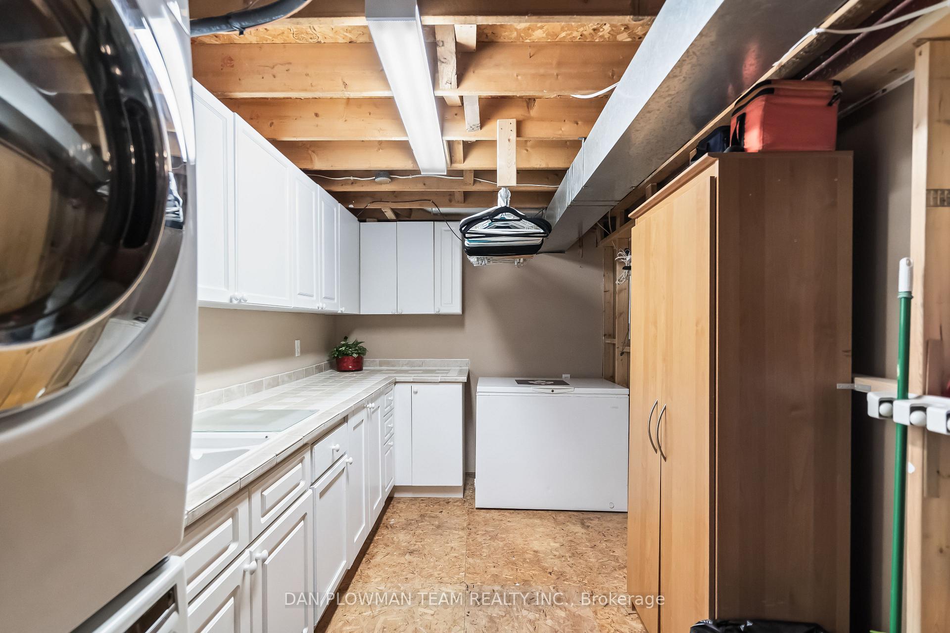 Photo 31 of 1235 Delmark Court, Oshawa, Donevan — HOMEH