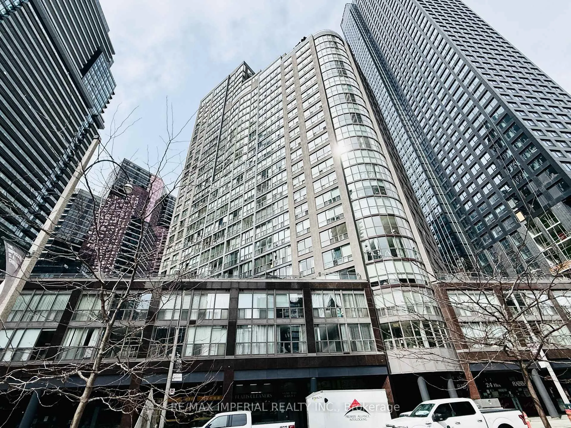Front of Unit 410, 24 Wellesley Street W