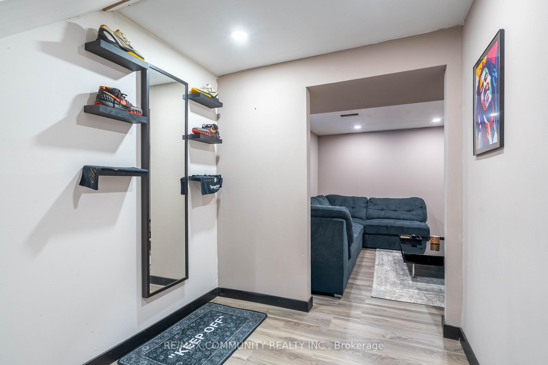 Photo 20 of 624 Radisson Avenue, Oshawa, Vanier — HOMEH