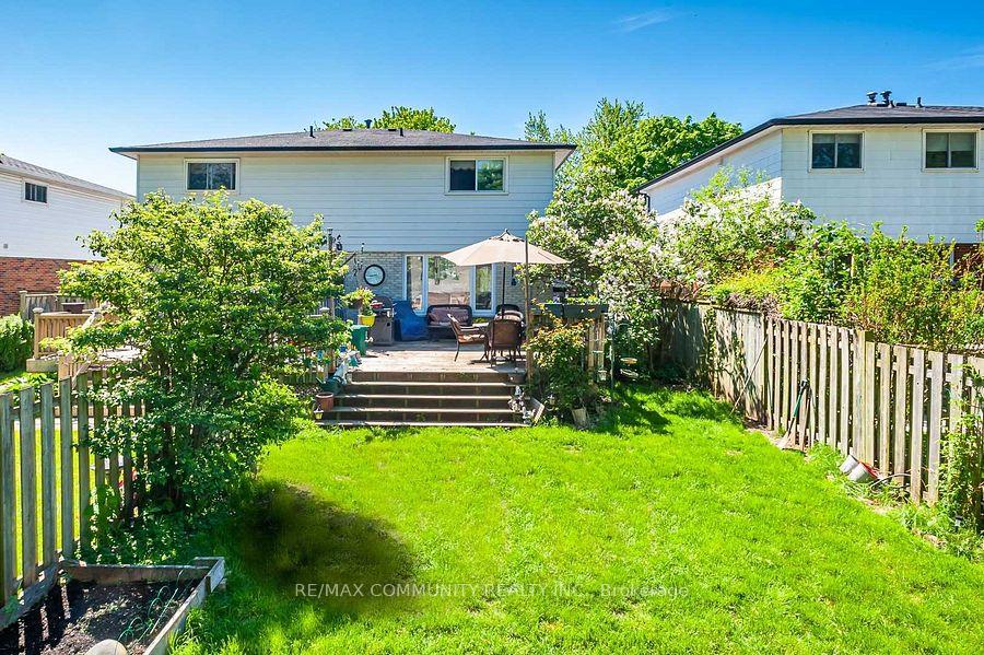 Photo 26 of 624 Radisson Avenue, Oshawa, Vanier — HOMEH