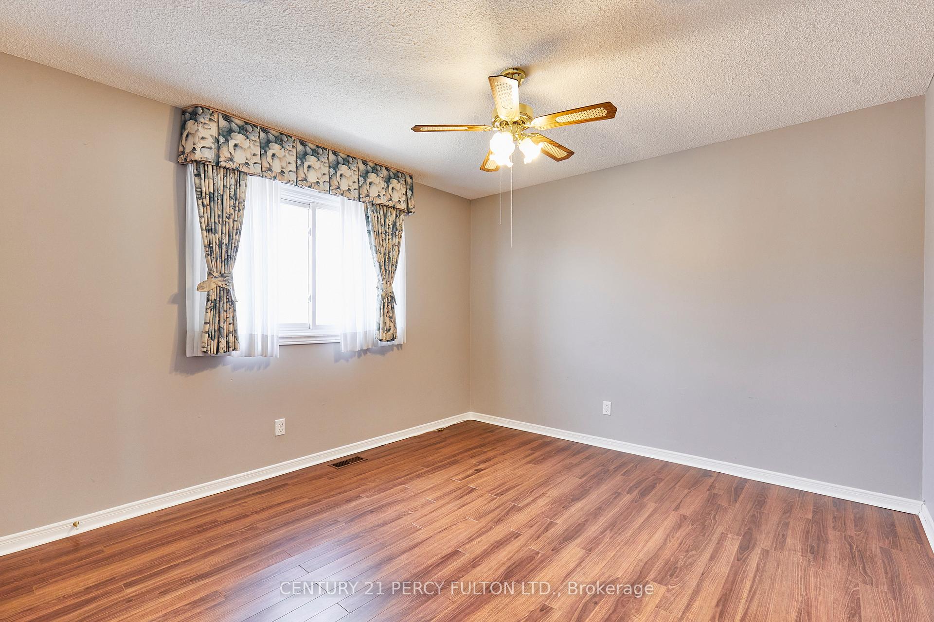 Photo 28 of 535 Gardenview Square, Pickering, Amberlea — HOMEH