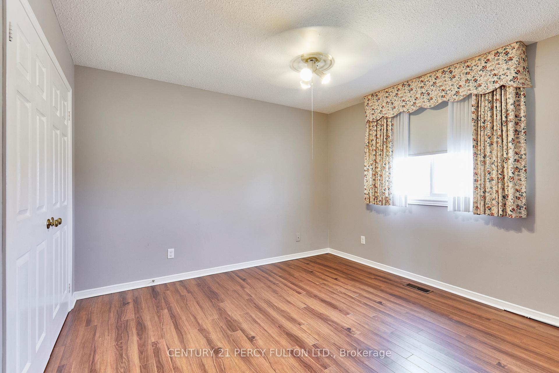 Photo 30 of 535 Gardenview Square, Pickering, Amberlea — HOMEH