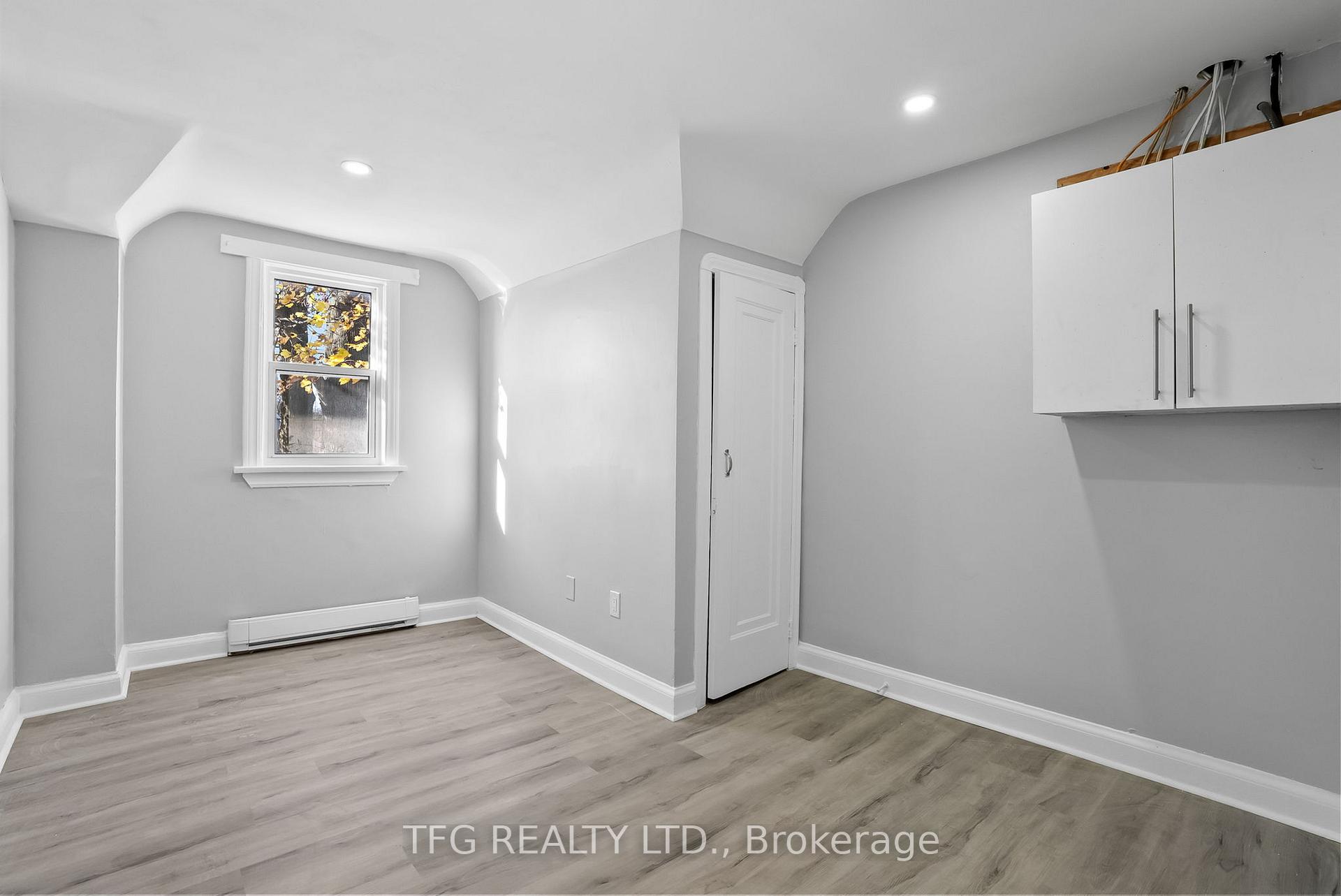 Photo 4 of Unit Upper, 73 Central Pk Boulevard N, Oshawa, O'Neill — HOMEH