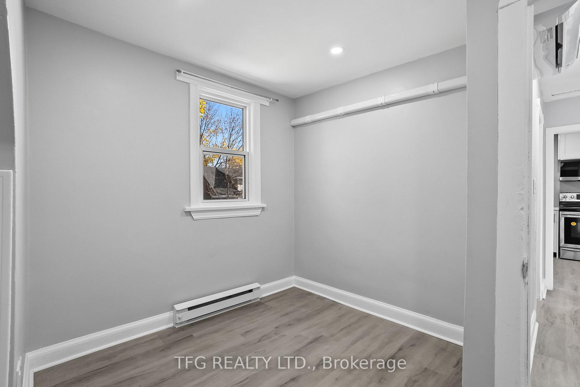Photo 5 of Unit Upper, 73 Central Pk Boulevard N, Oshawa, O'Neill — HOMEH