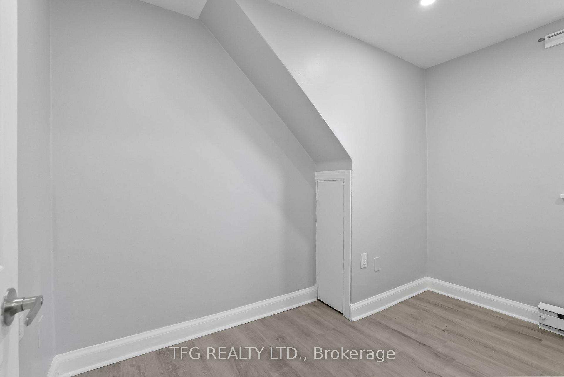 Photo 6 of Unit Upper, 73 Central Pk Boulevard N, Oshawa, O'Neill — HOMEH