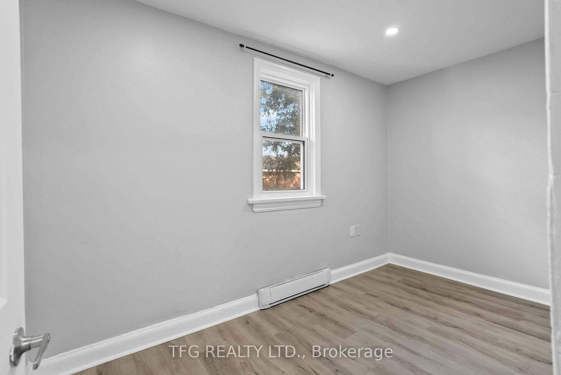 Photo 8 of Unit Upper, 73 Central Pk Boulevard N, Oshawa, O'Neill — HOMEH
