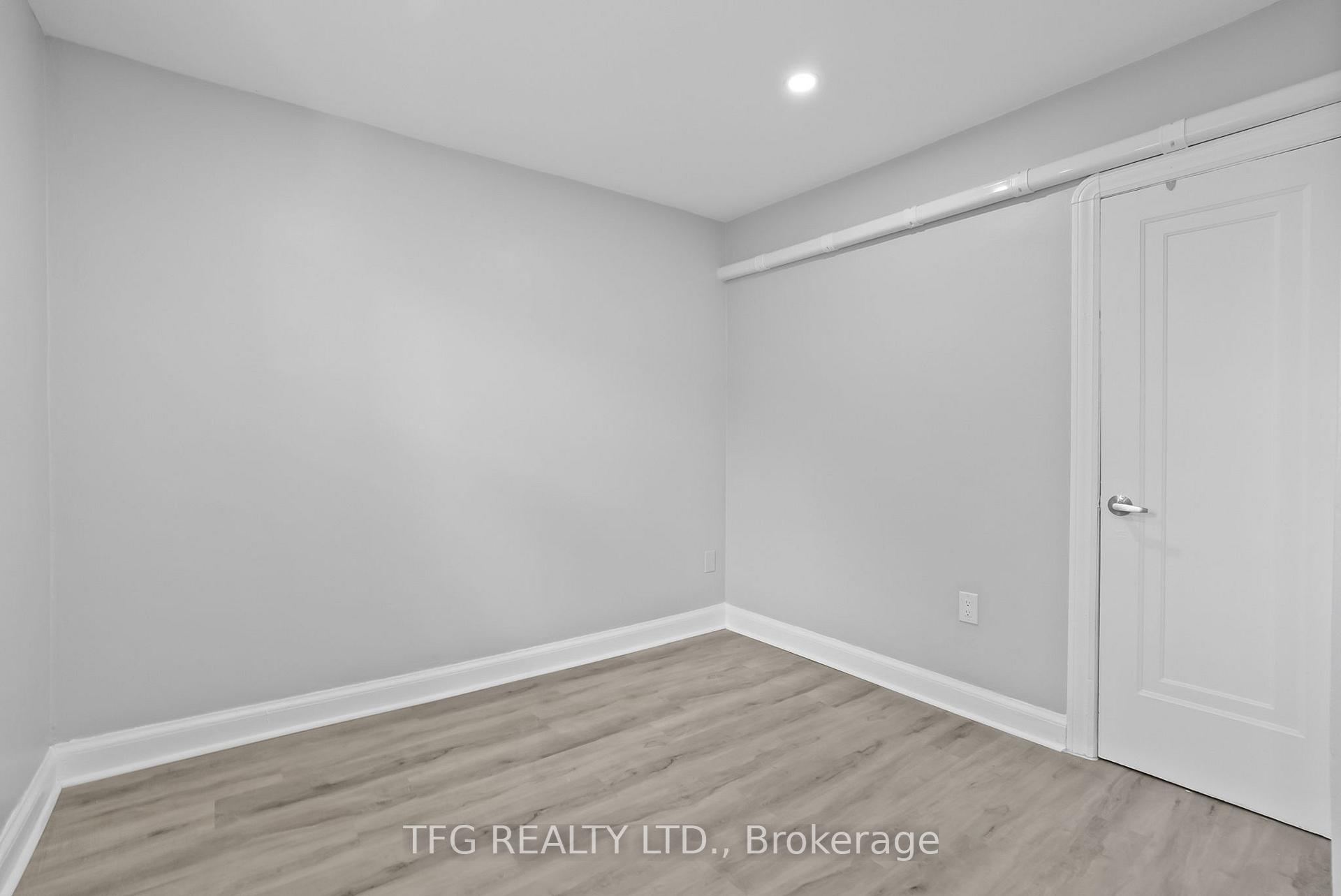 Photo 9 of Unit Upper, 73 Central Pk Boulevard N, Oshawa, O'Neill — HOMEH
