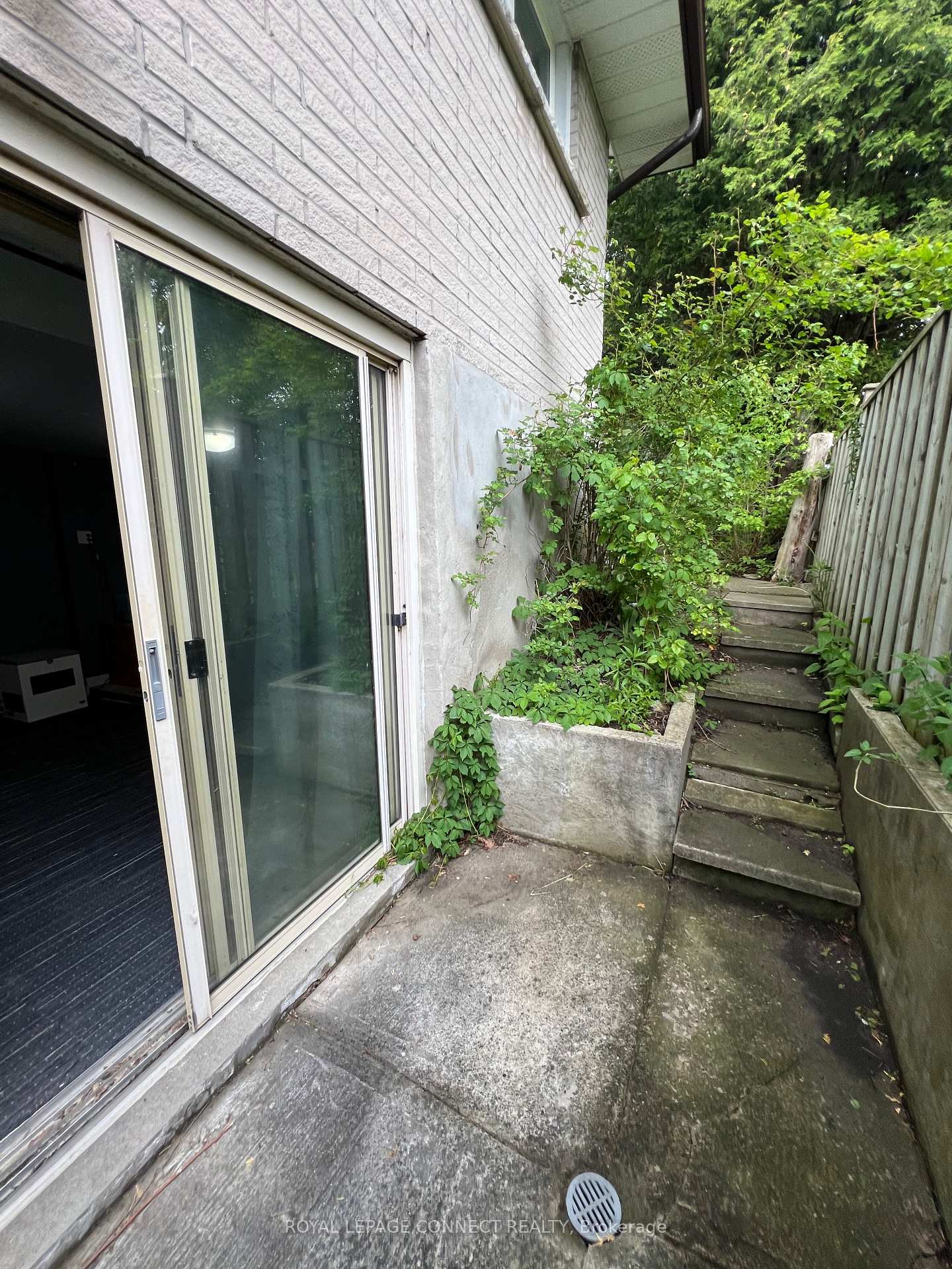 Photo 27 of 265 Chadburn Street, Oshawa, Central — HOMEH