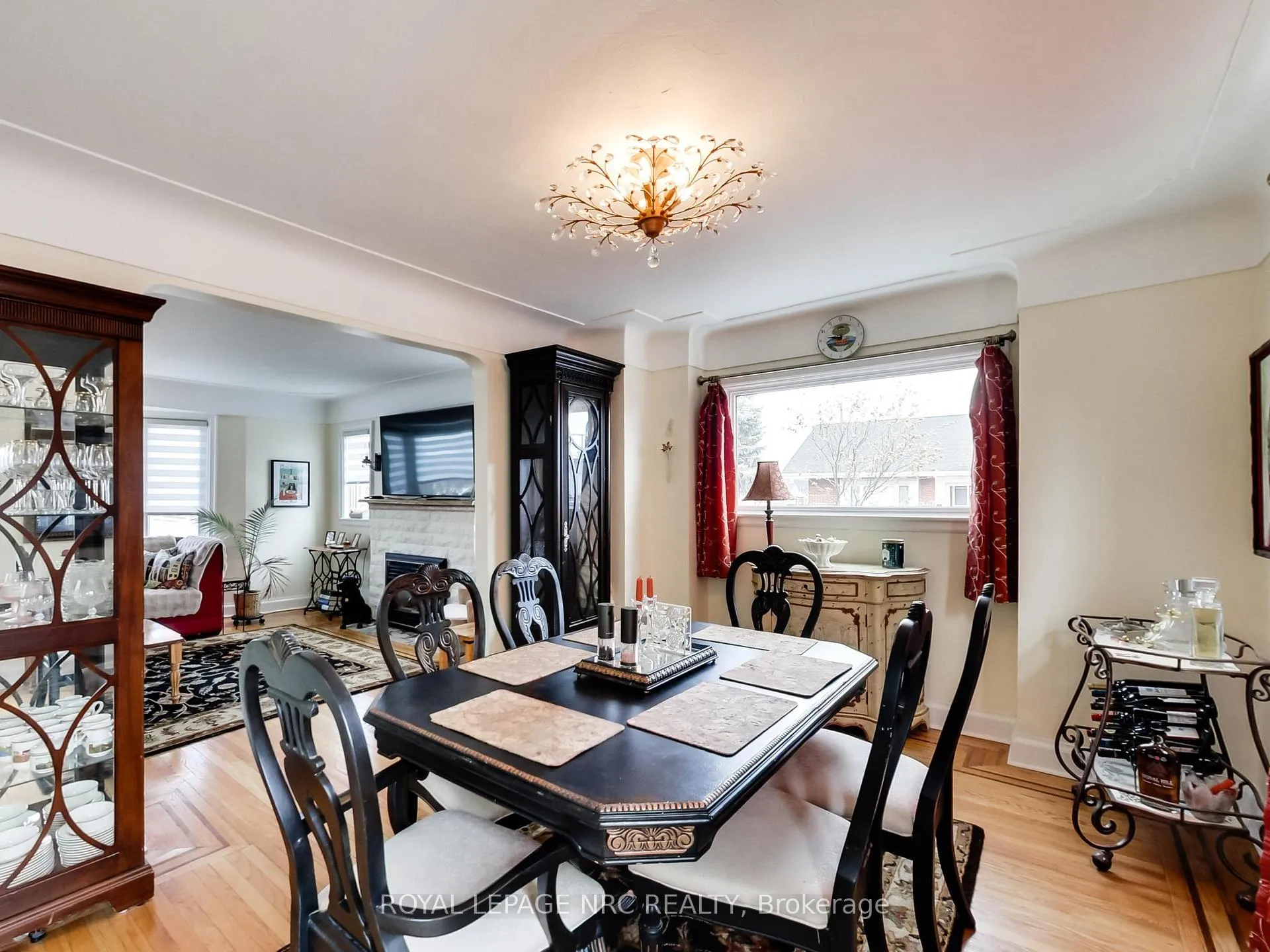 Photo 10 of 91 Weir Street S, Hamilton, Bartonville — HOMEH
