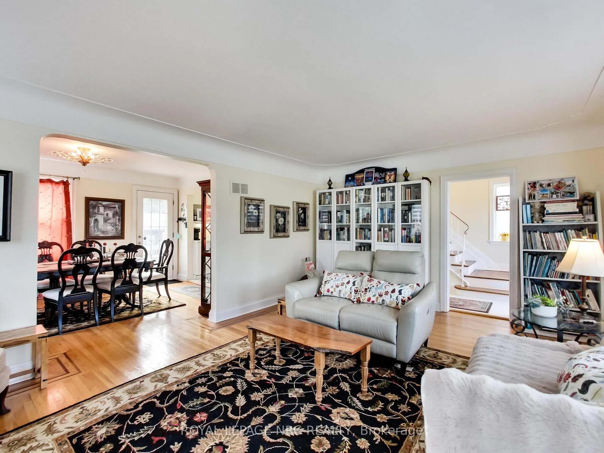 Photo 14 of 91 Weir Street S, Hamilton, Bartonville — HOMEH
