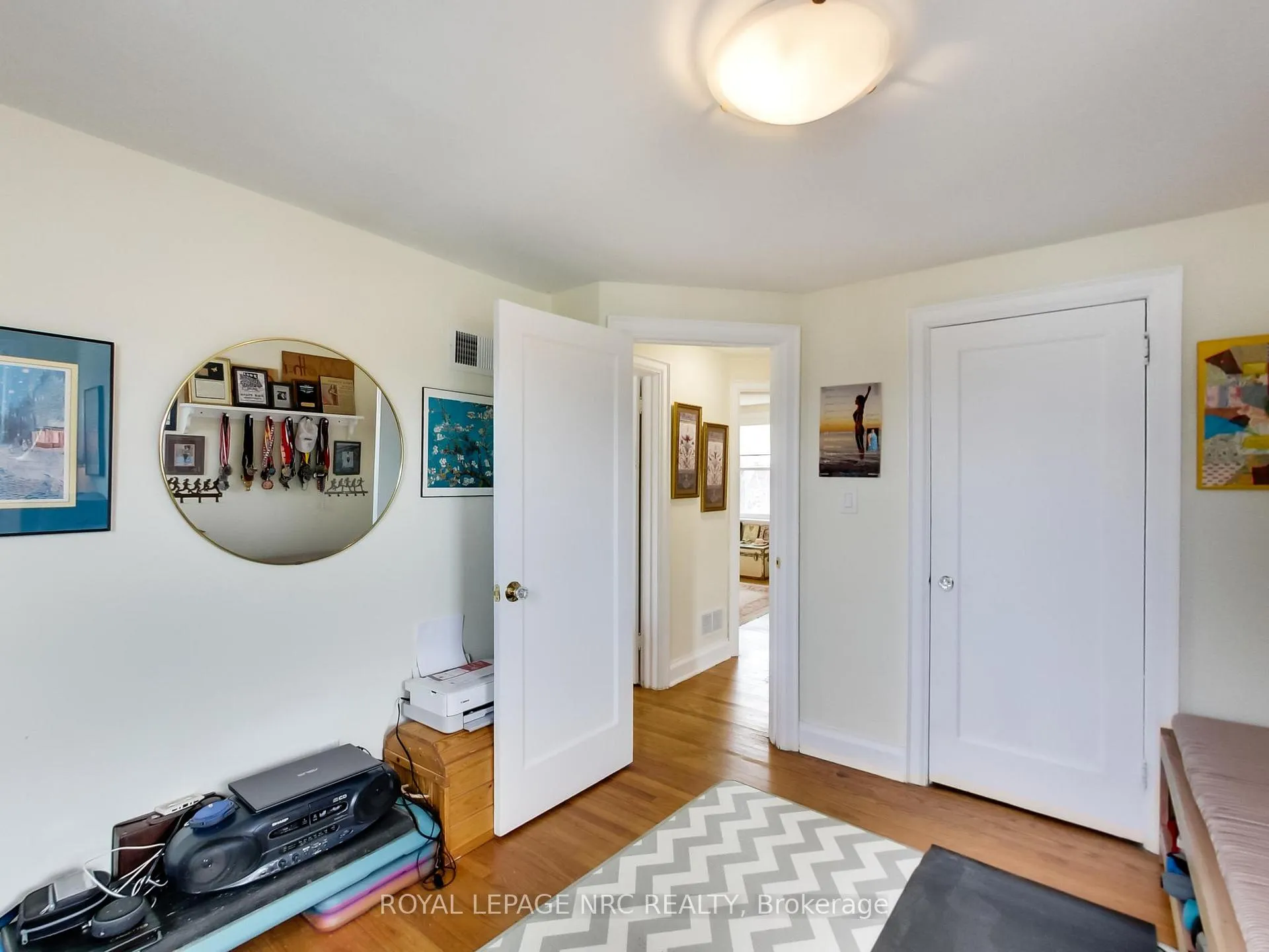 Photo 25 of 91 Weir Street S, Hamilton, Bartonville — HOMEH
