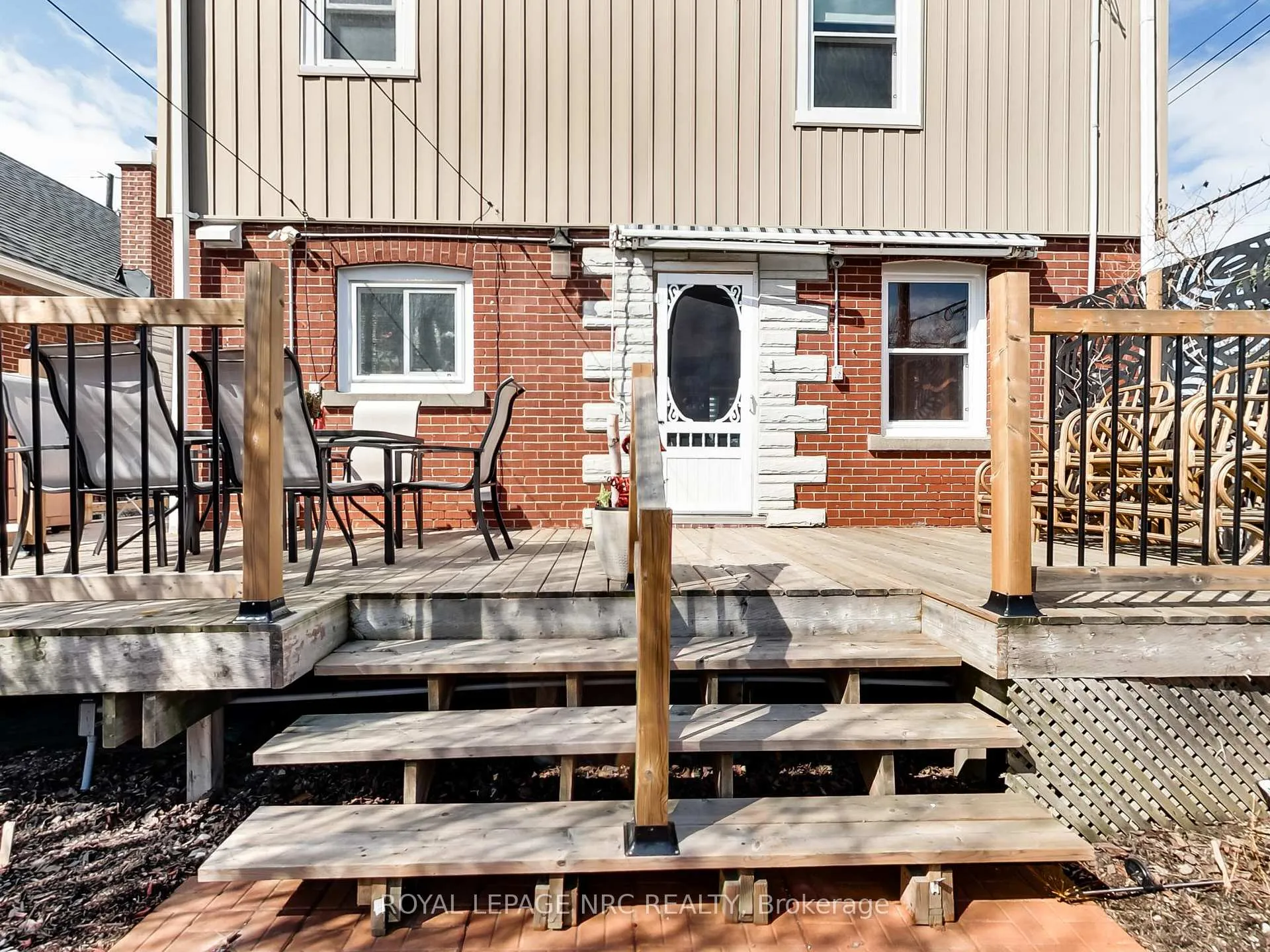 Photo 43 of 91 Weir Street S, Hamilton, Bartonville — HOMEH