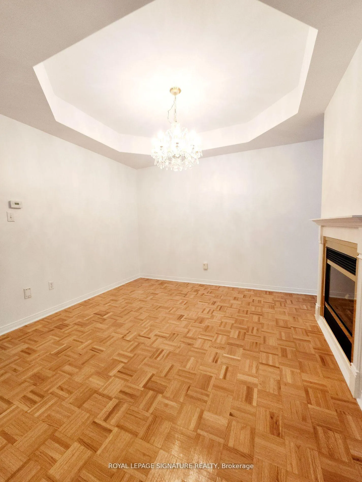 Photo 8 of 115 Blue Willow Drive, Vaughan, East Woodbridge — HOMEH