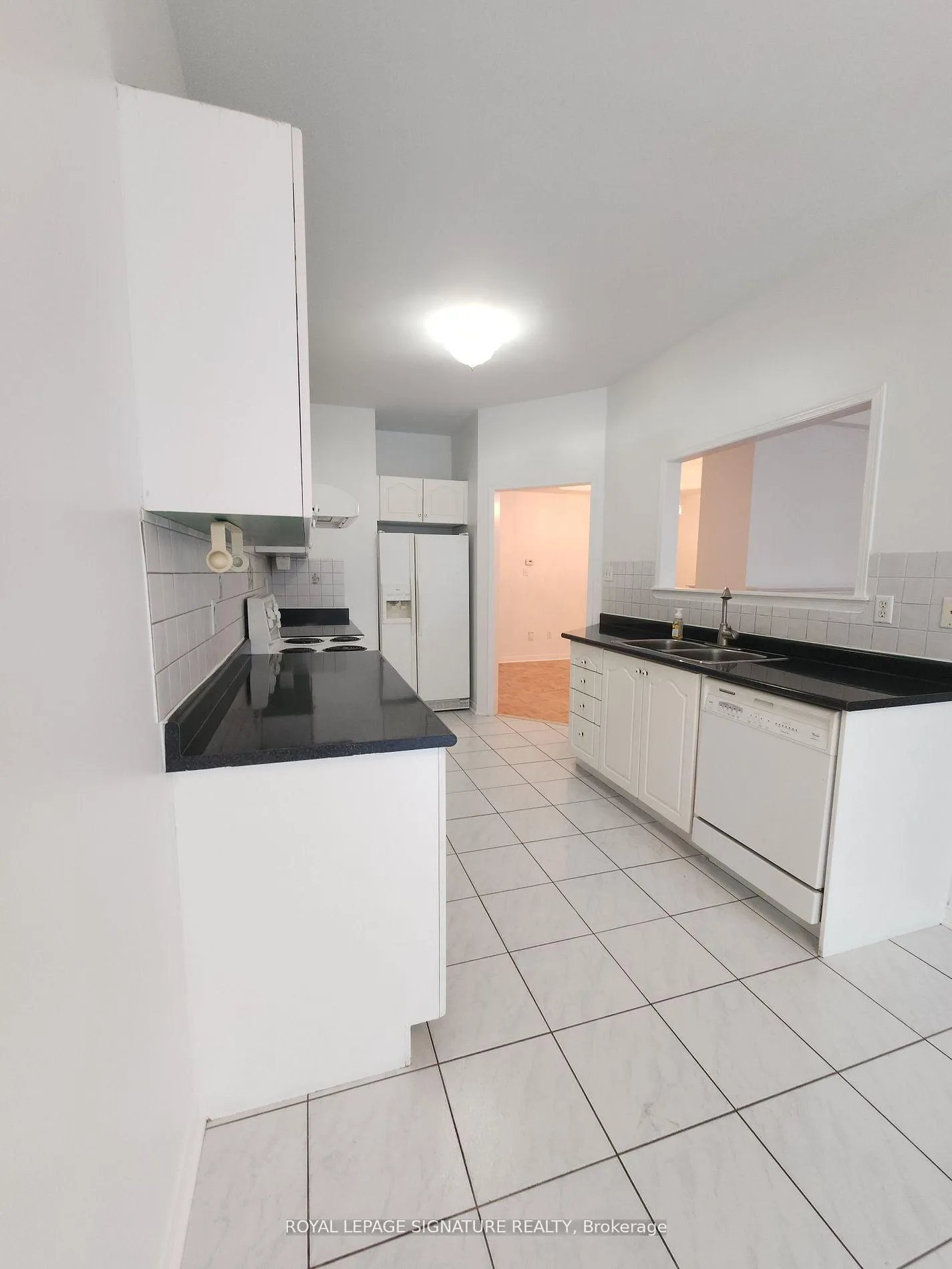 Photo 13 of 115 Blue Willow Drive, Vaughan, East Woodbridge — HOMEH