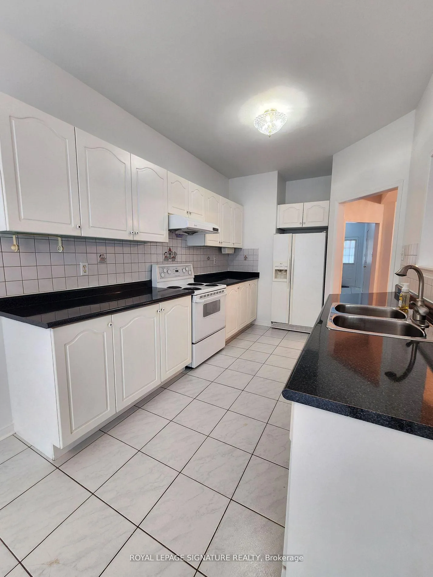 Photo 14 of 115 Blue Willow Drive, Vaughan, East Woodbridge — HOMEH