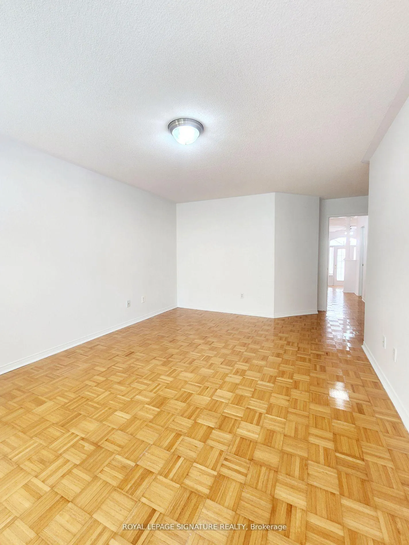 Photo 28 of 115 Blue Willow Drive, Vaughan, East Woodbridge — HOMEH
